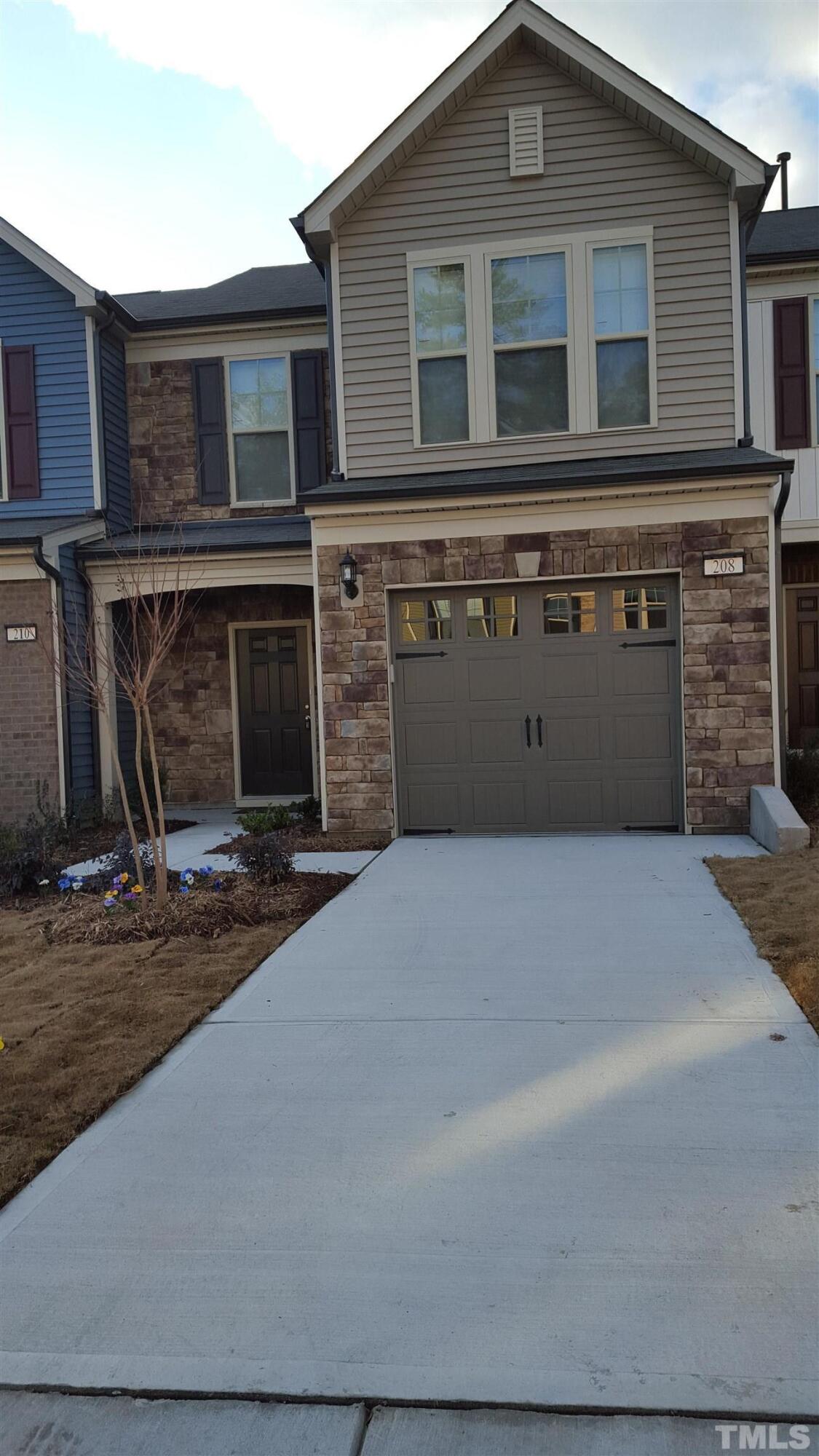 208 Olivet Loop Property Photo 2