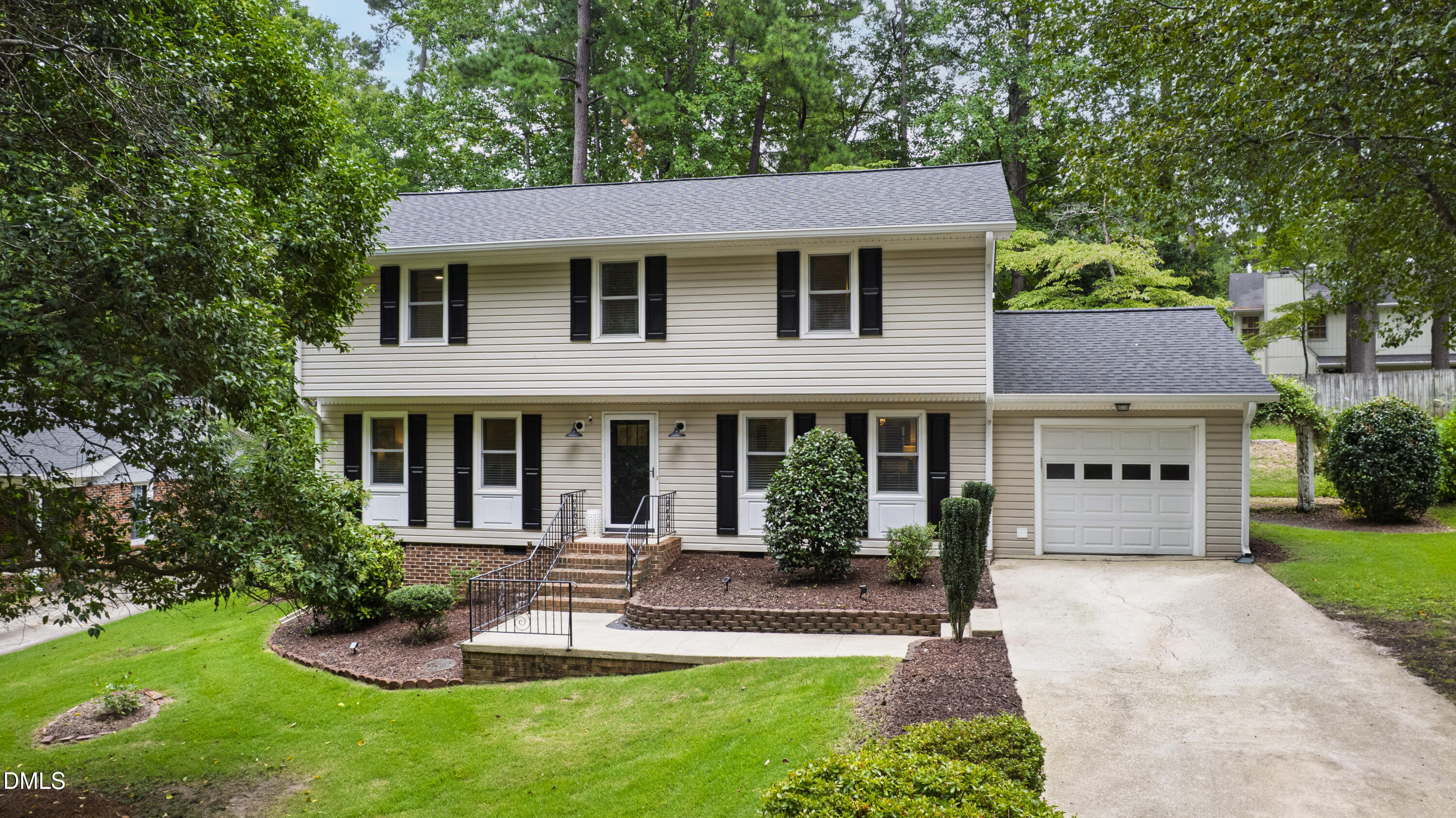 5320 Cherrycrest Court Property Photo 1