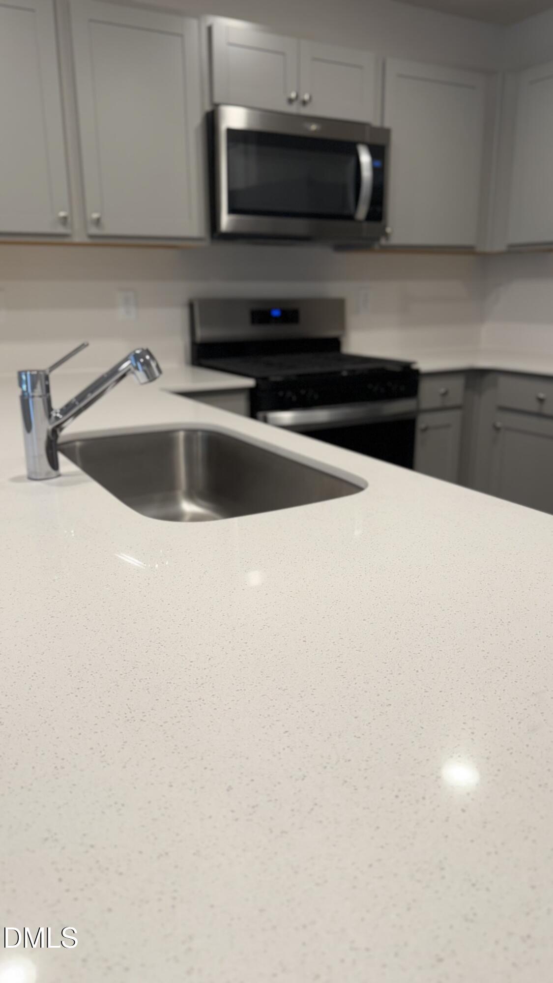 109 Clementine Property Photo 5