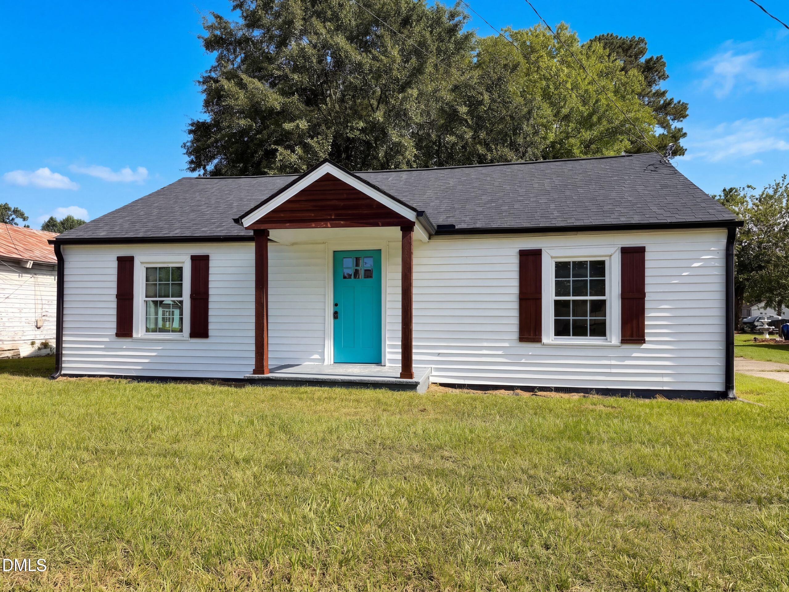 2202 Erwin Road Property Photo 1