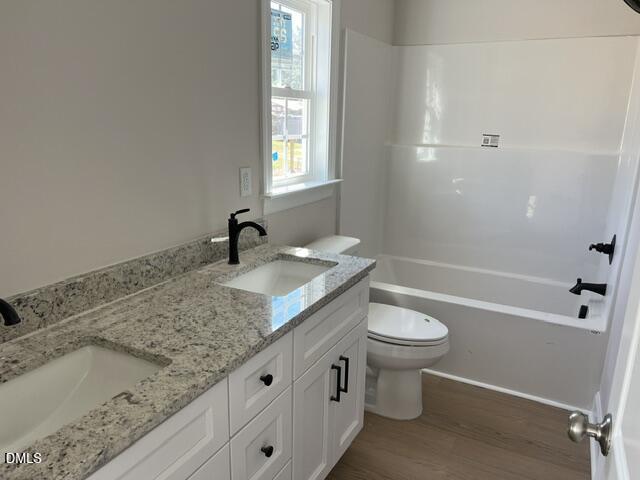 299 S Main Street Property Photo 8