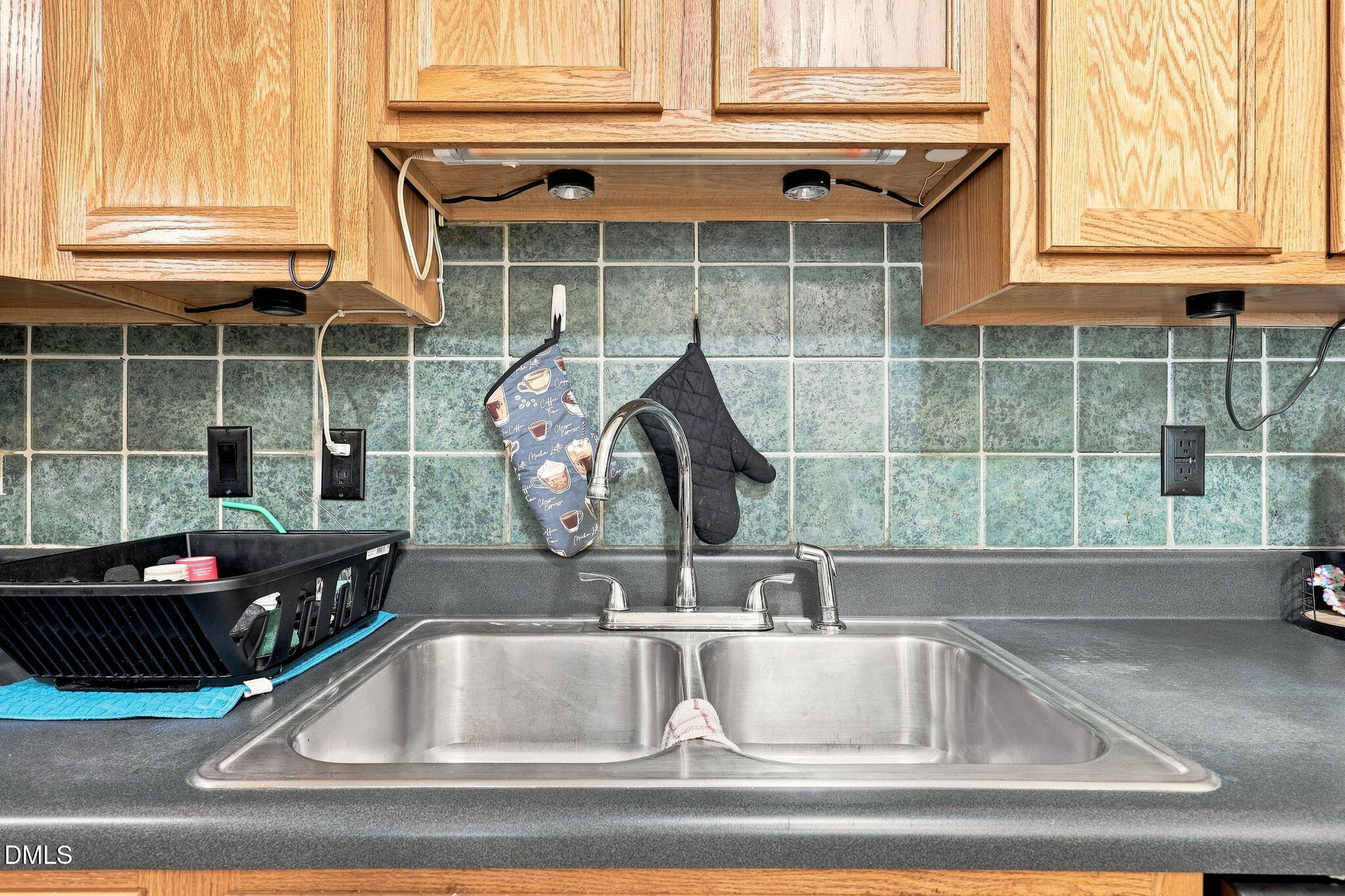 8640 Neuse Landing Lane 105 Property Photo 13
