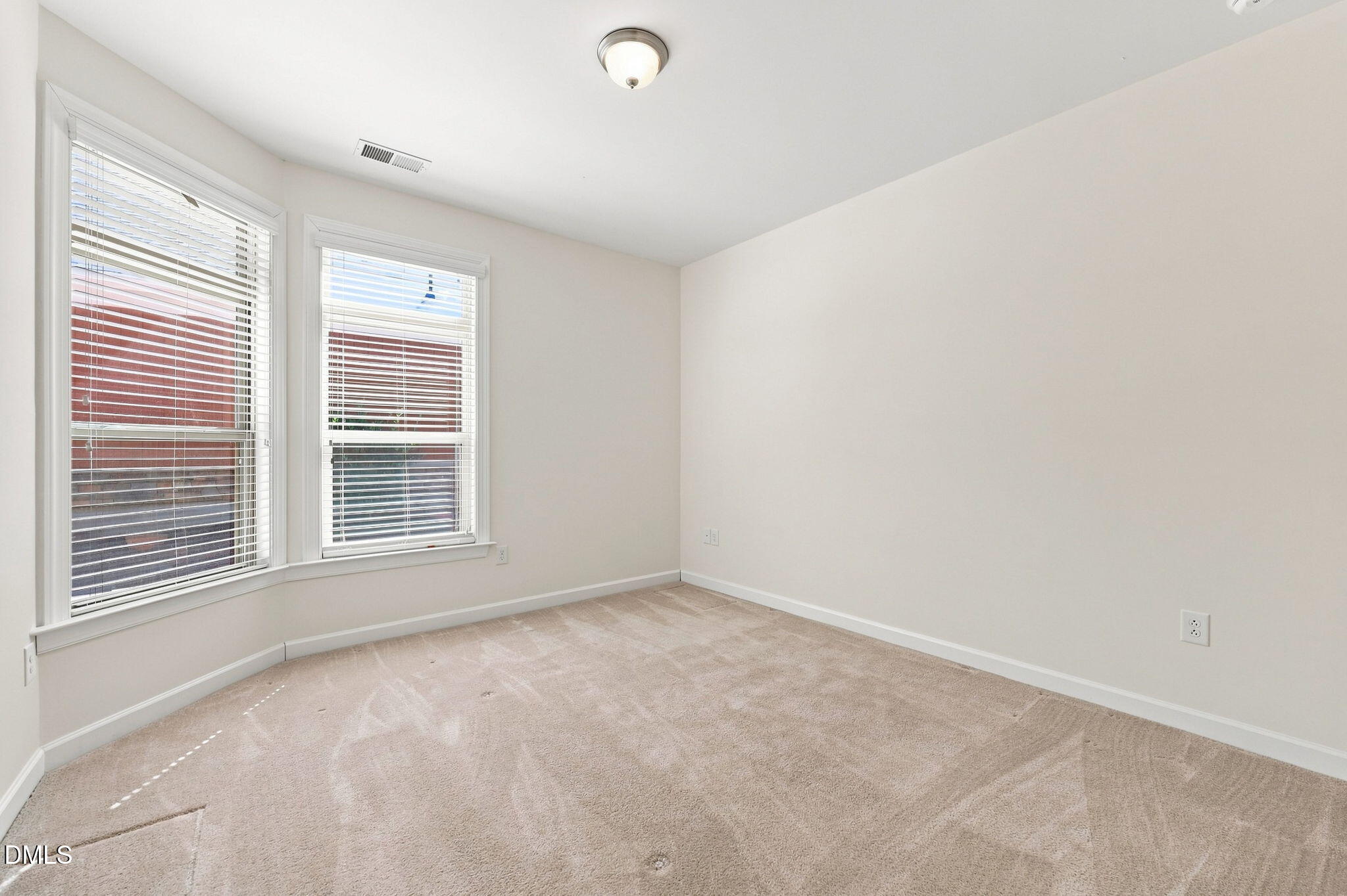 1407 Abbotsford Way Property Photo 19