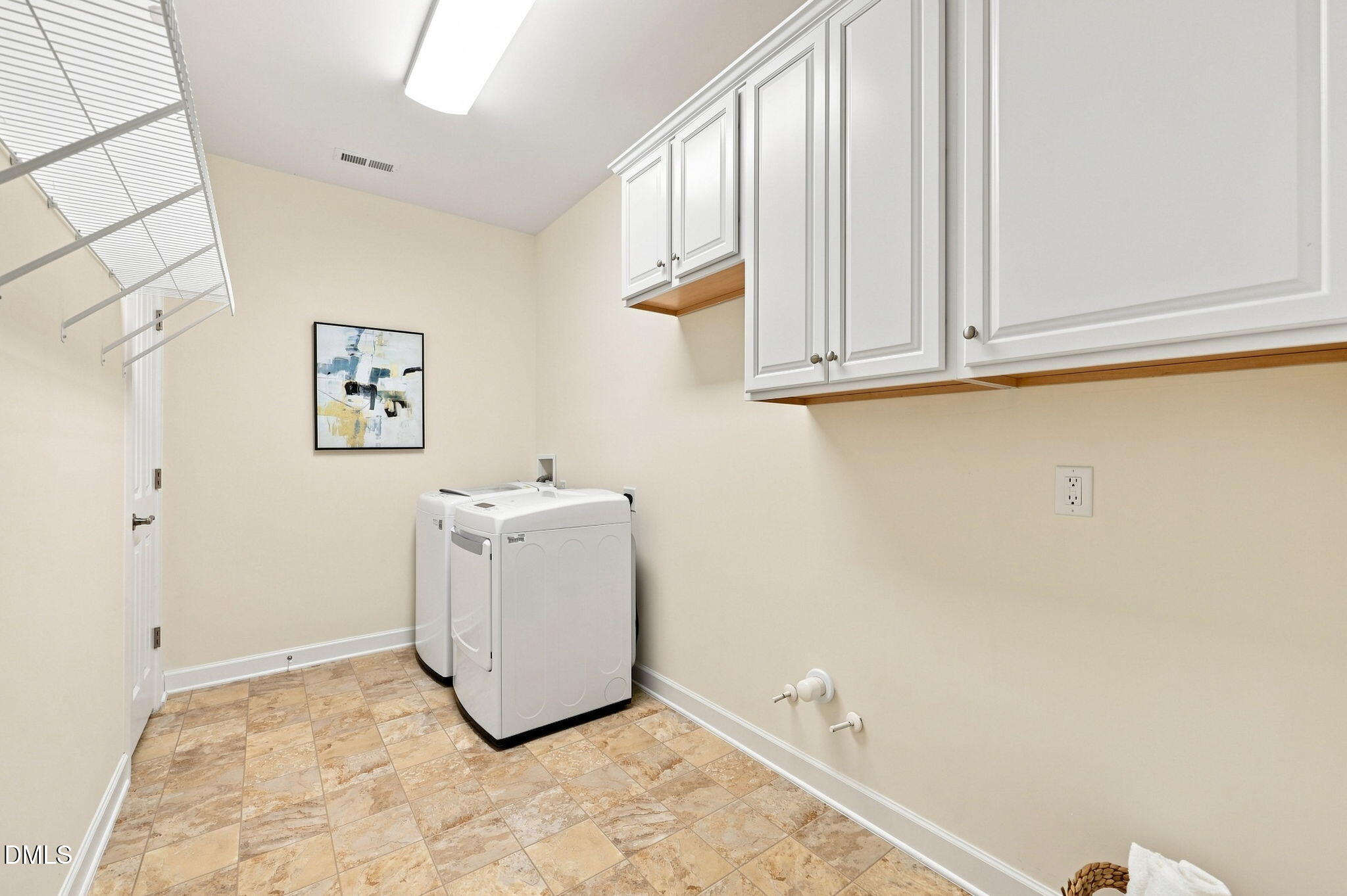 1407 Abbotsford Way Property Photo 21