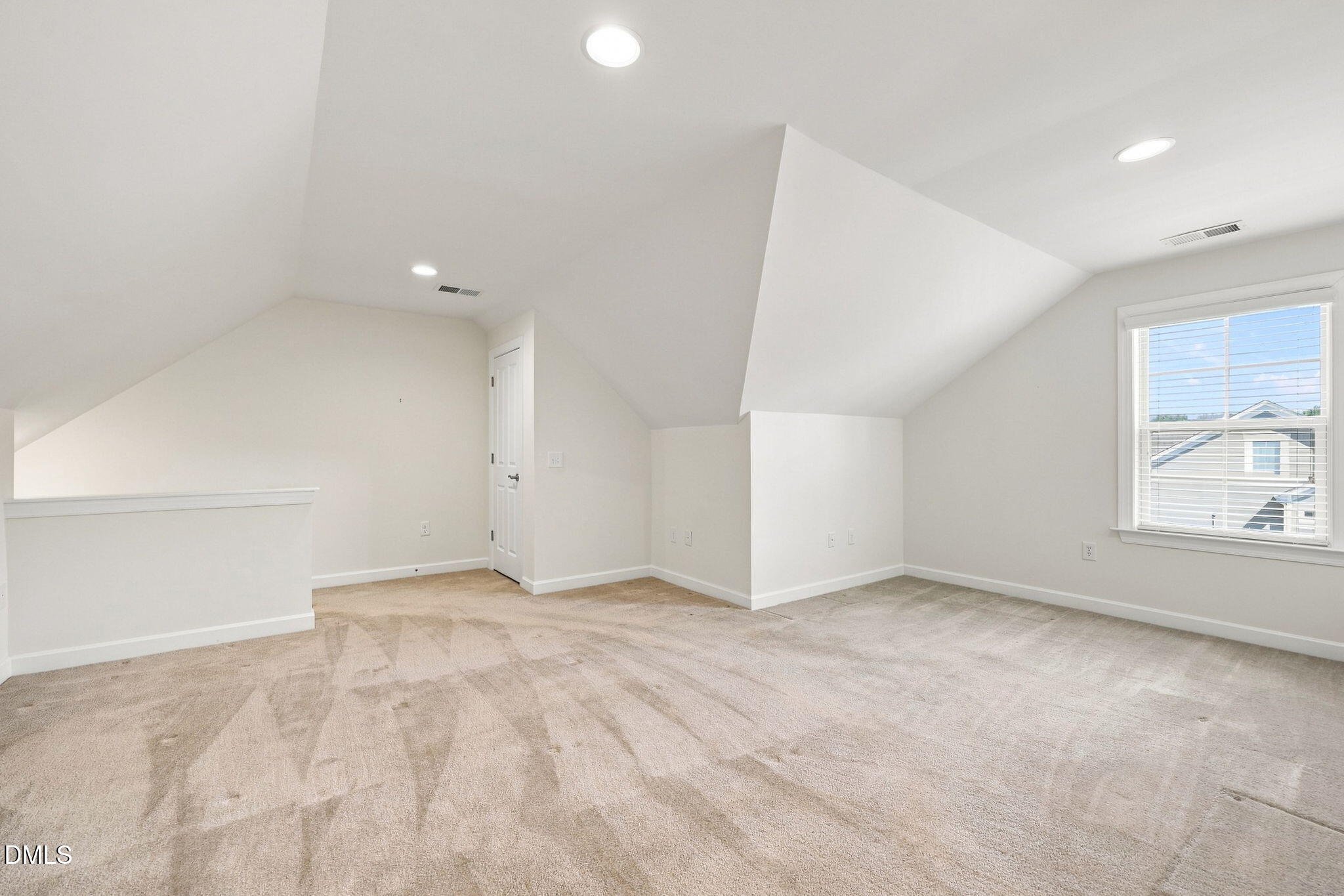 1407 Abbotsford Way Property Photo 22