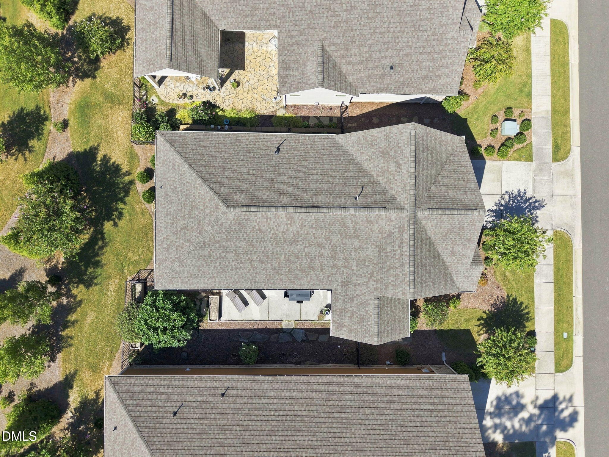 1407 Abbotsford Way Property Photo 32