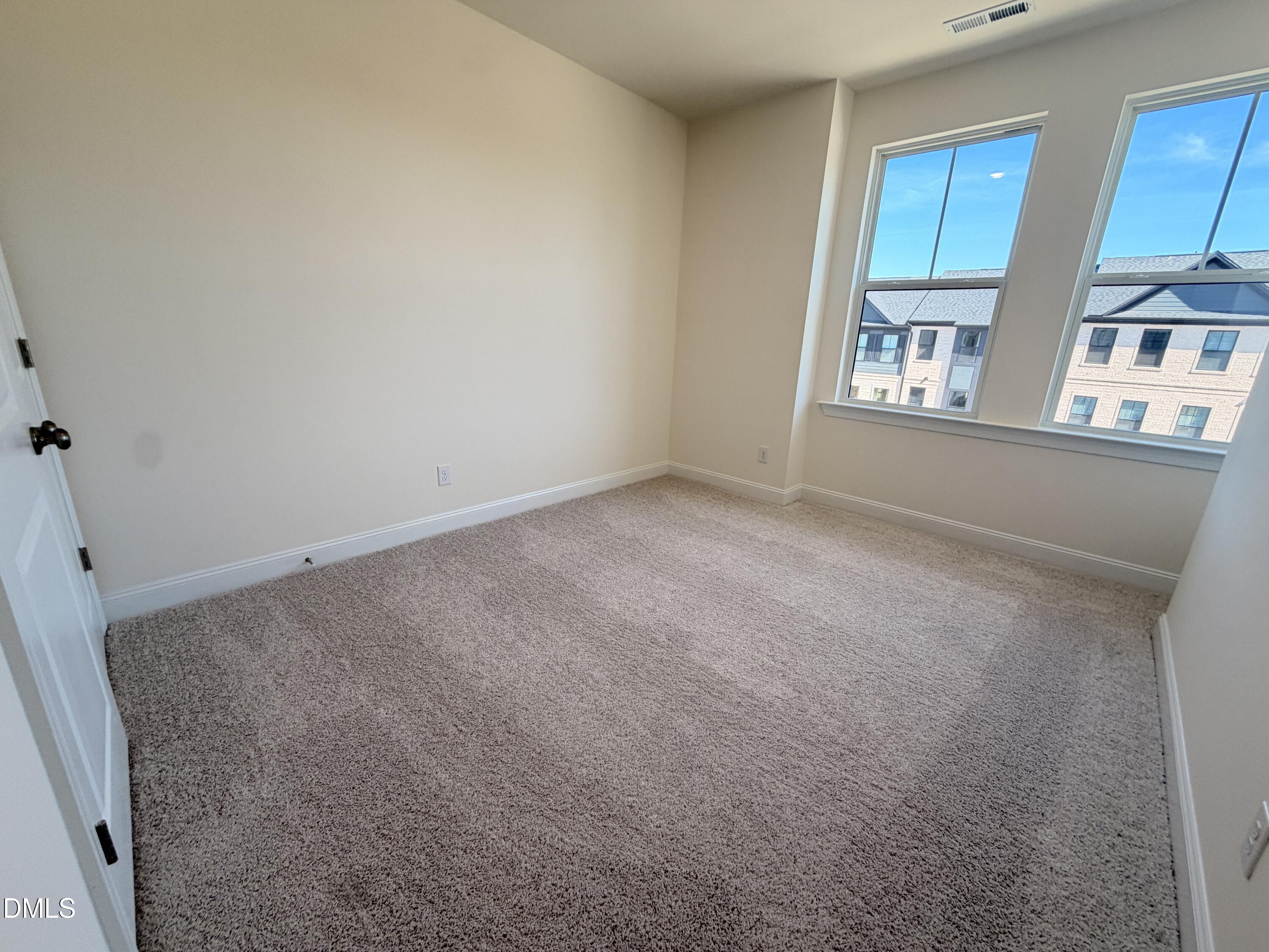 131 Midtown Rows Way Property Photo 4