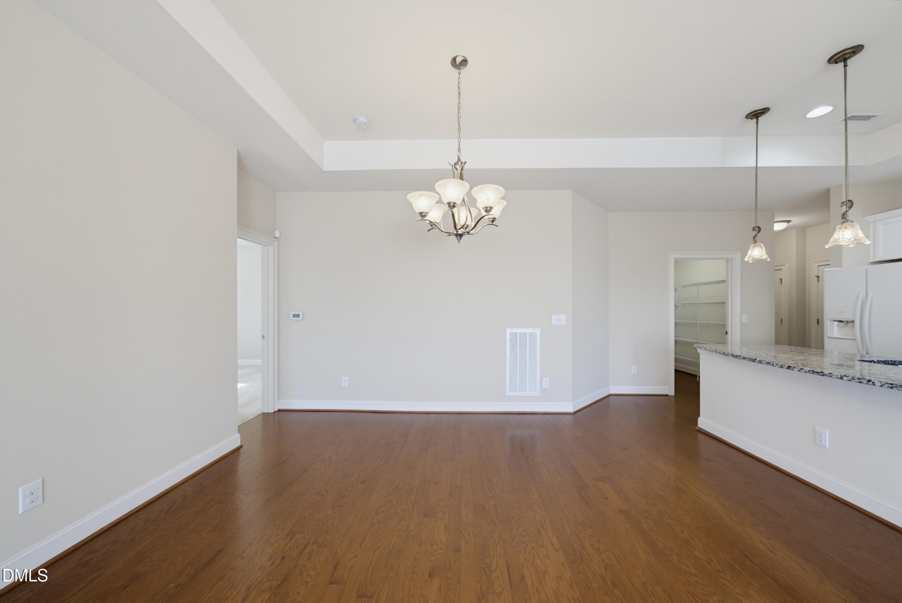 820 Blue Bird Lane Property Photo 16
