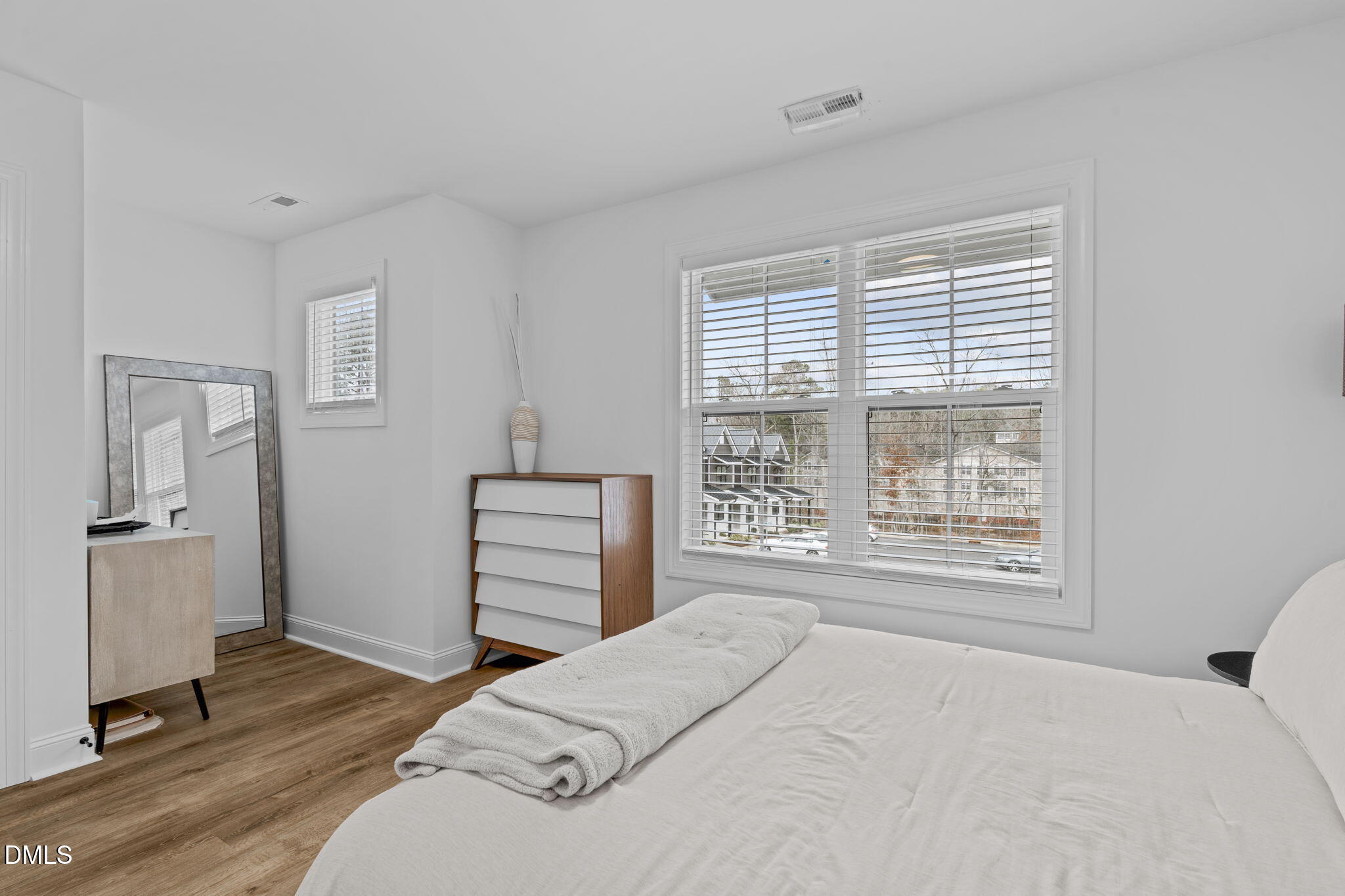 5619 Johnson Woods Court Property Photo 16