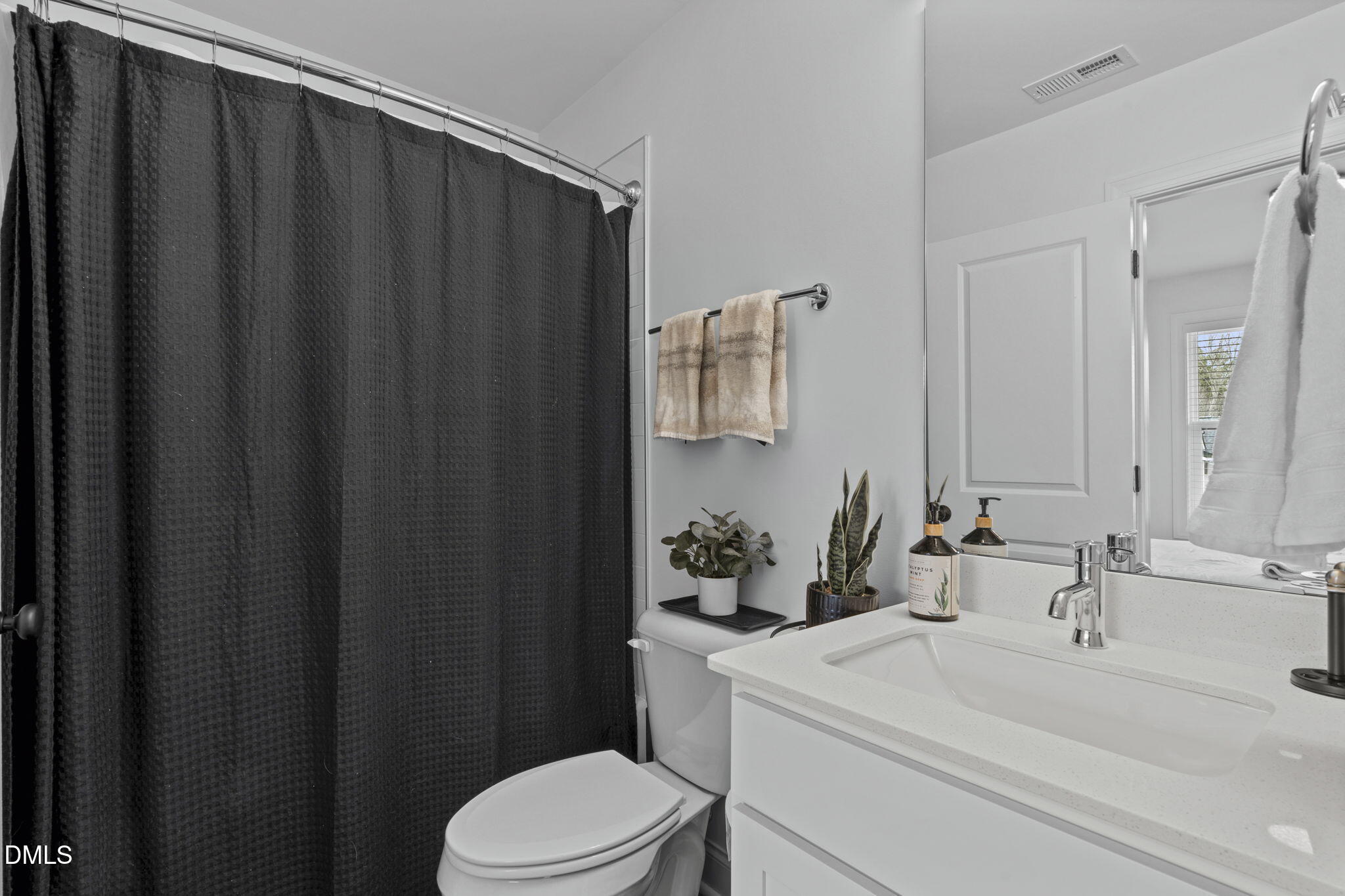 5619 Johnson Woods Court Property Photo 17