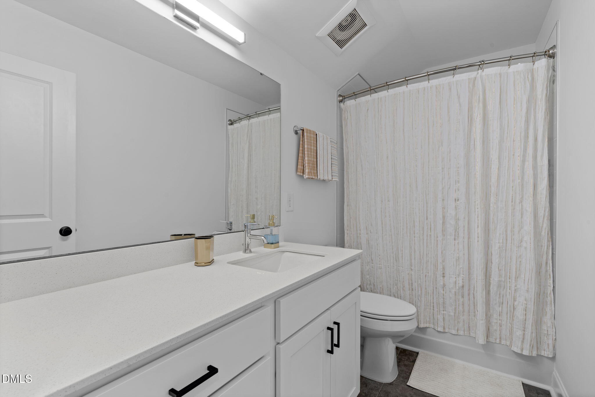 5619 Johnson Woods Court Property Photo 19