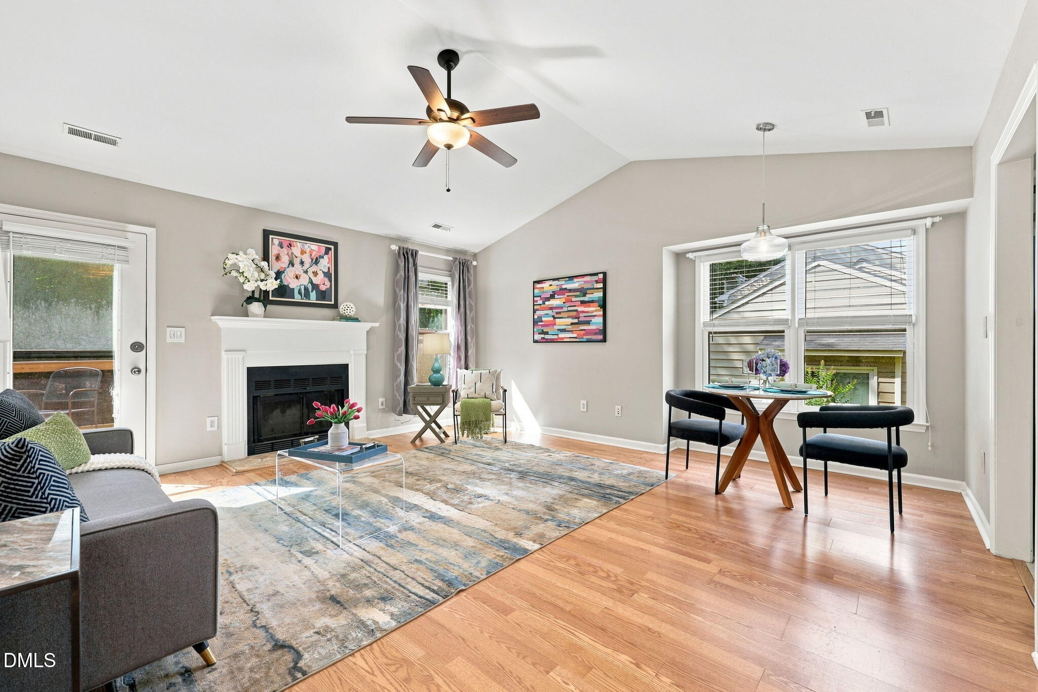 215 Applecross Drive Property Photo 4