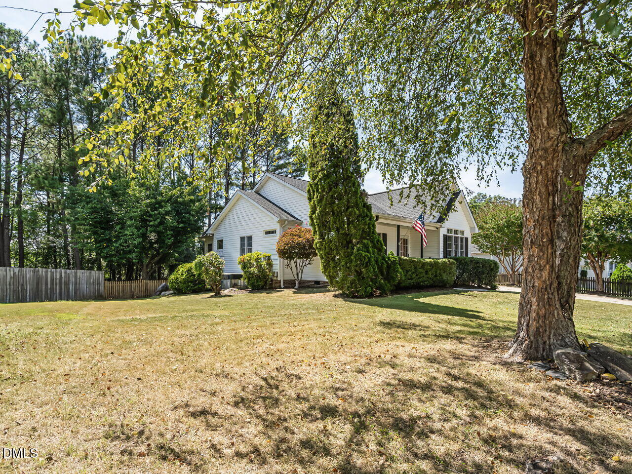 517 Rodney Bay Crossing Property Photo 2