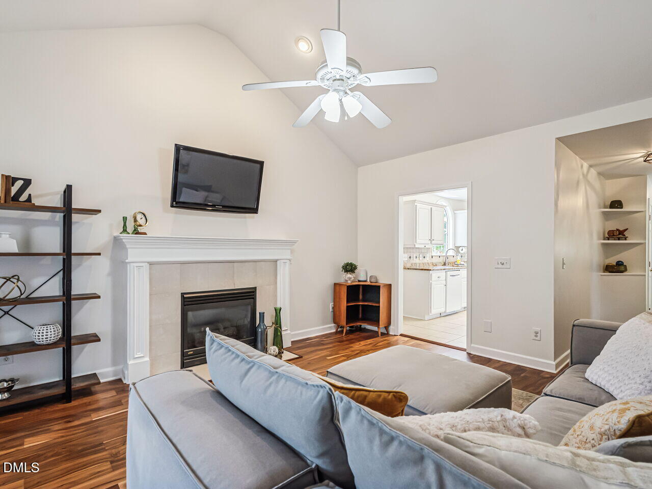 517 Rodney Bay Crossing Property Photo 9