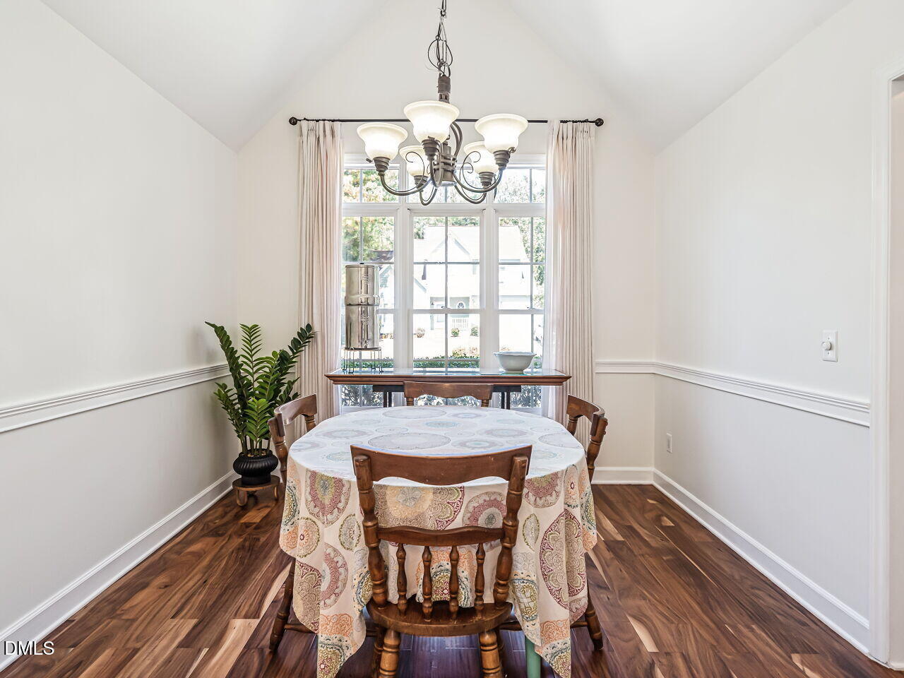 517 Rodney Bay Crossing Property Photo 11