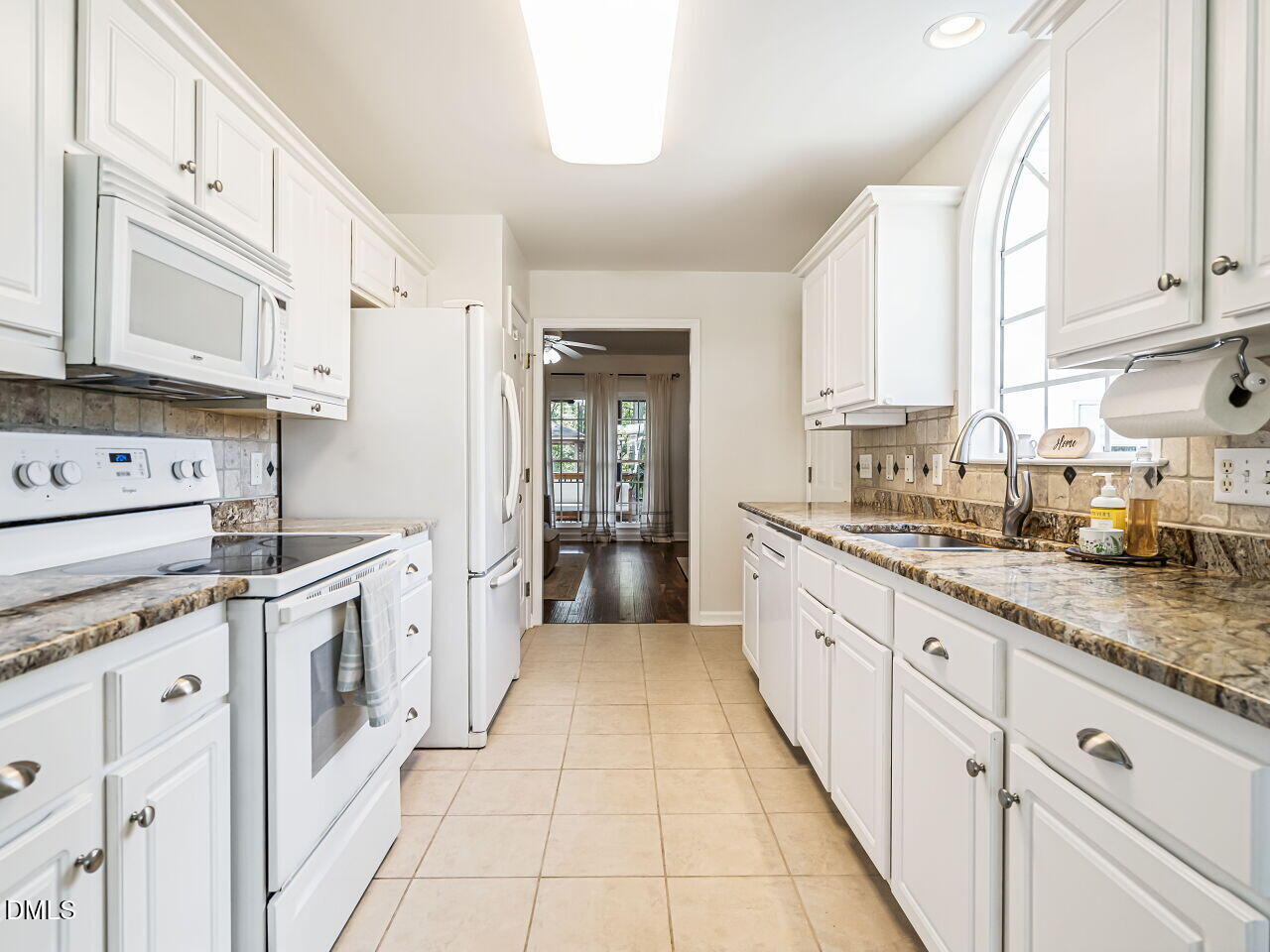 517 Rodney Bay Crossing Property Photo 13