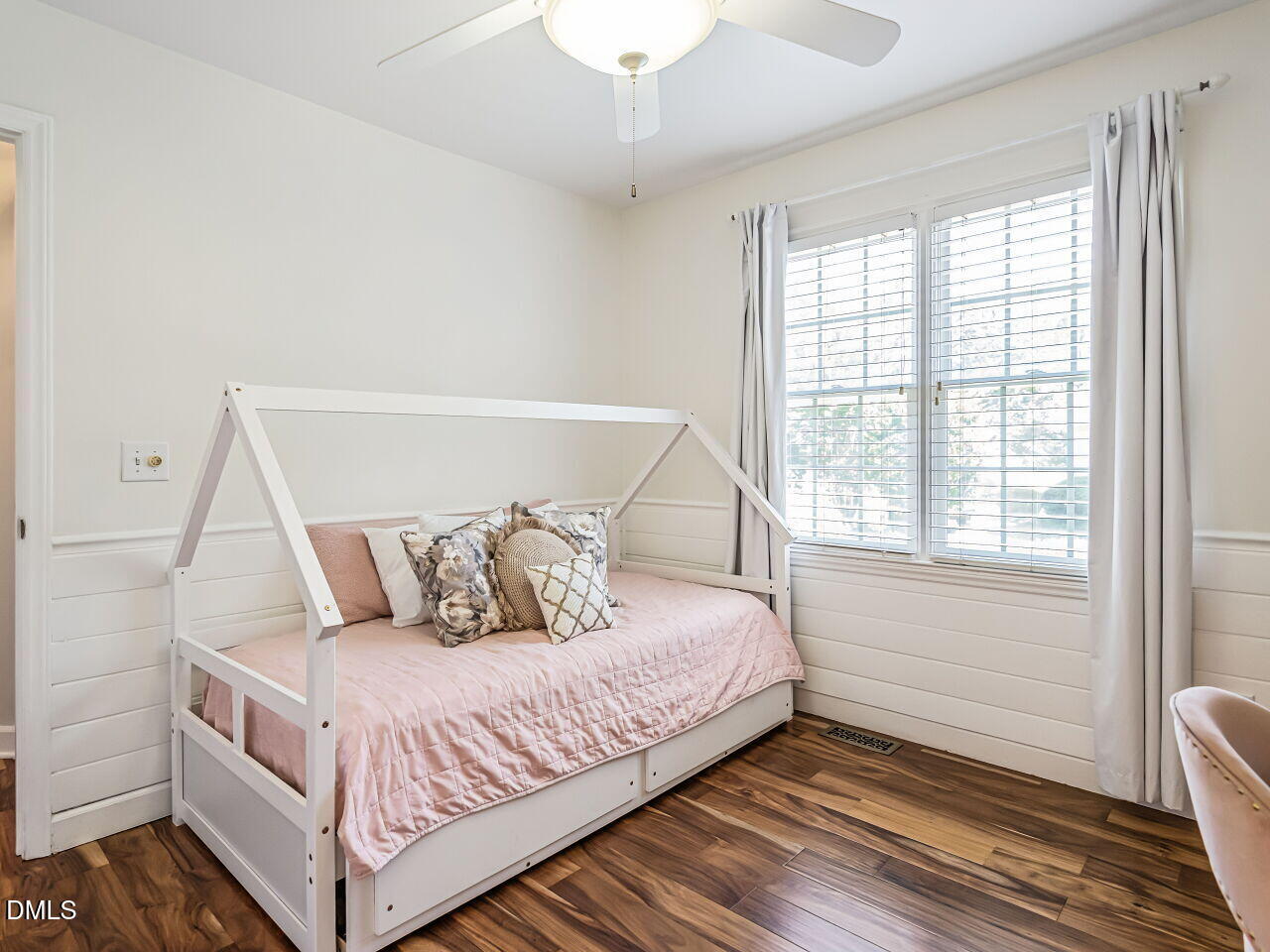 517 Rodney Bay Crossing Property Photo 23
