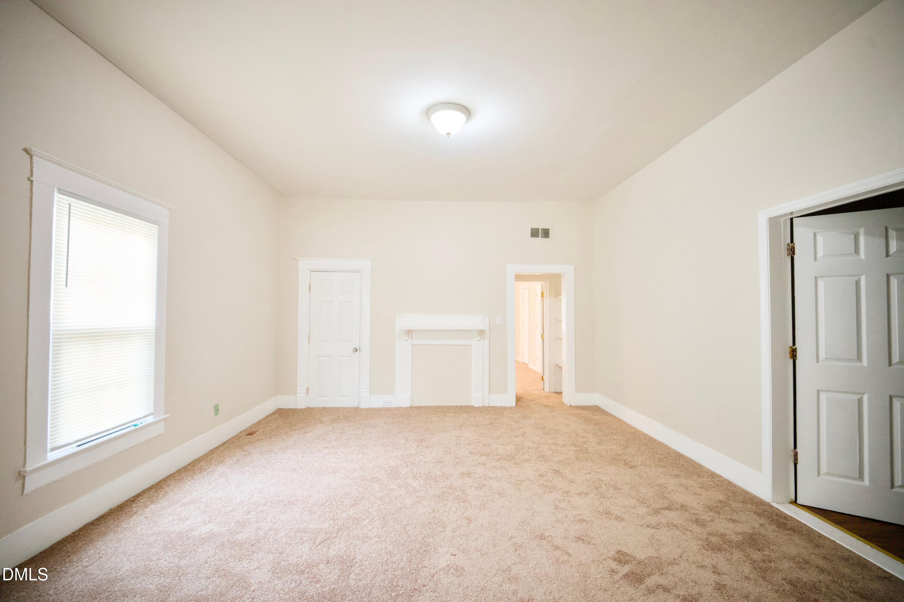 1101 Eva Street Property Photo 5