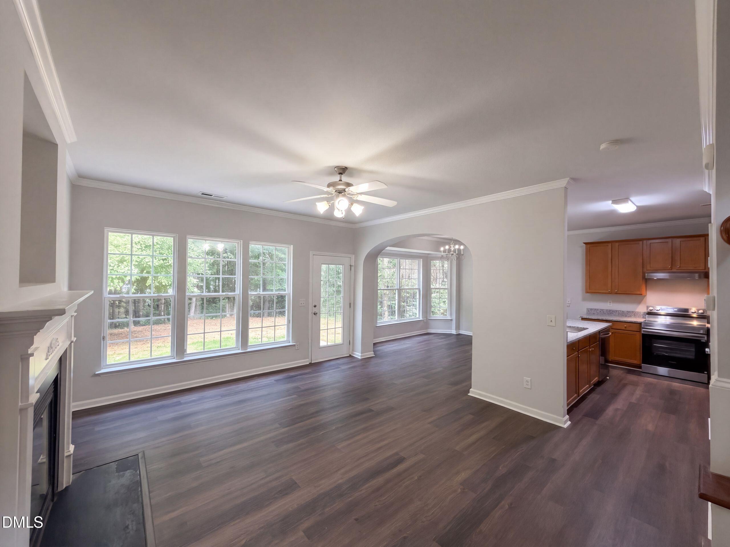 8408 Aztec Dawn Court Property Photo 4