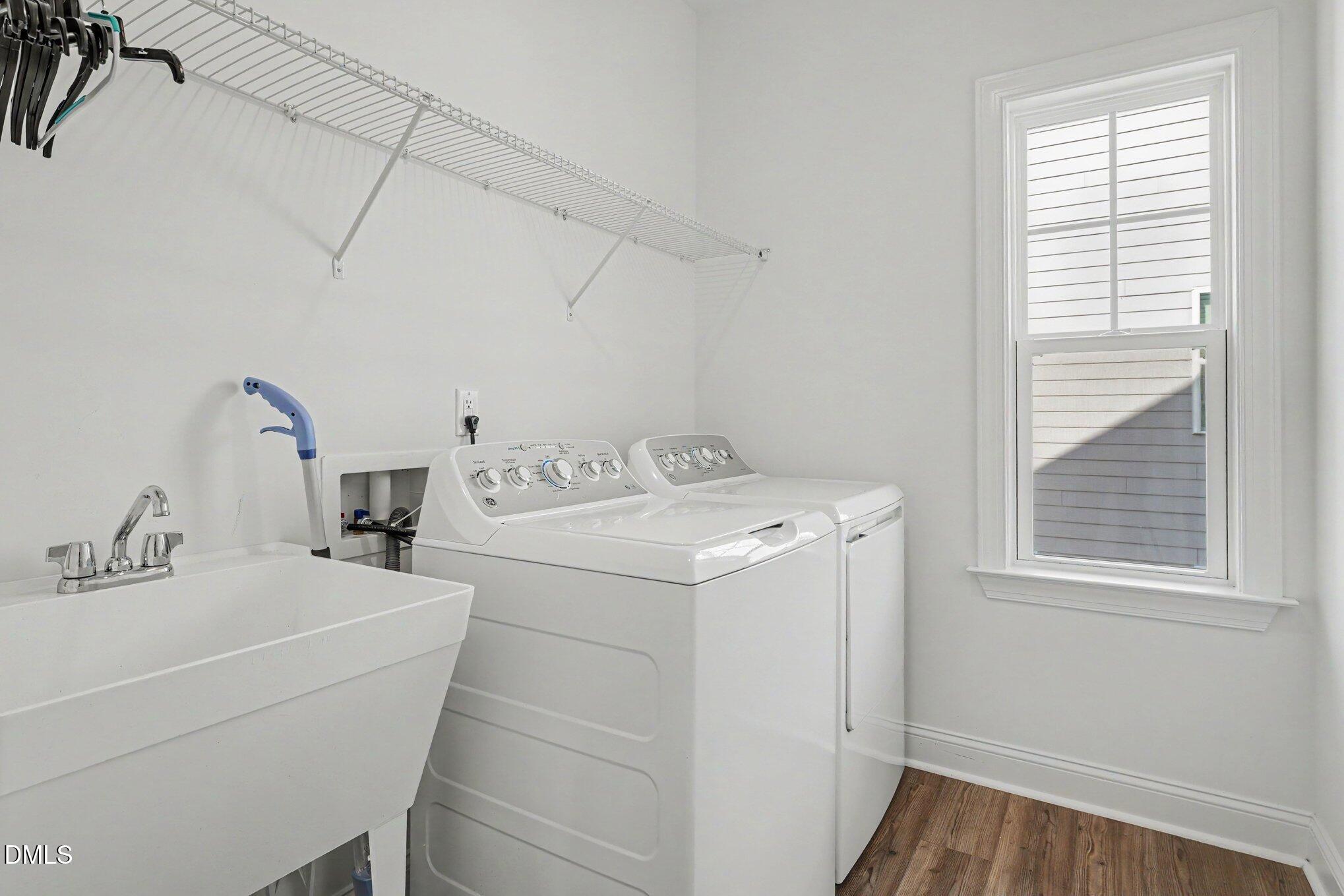 1548 Goldfinch Perch Lane Property Photo 22