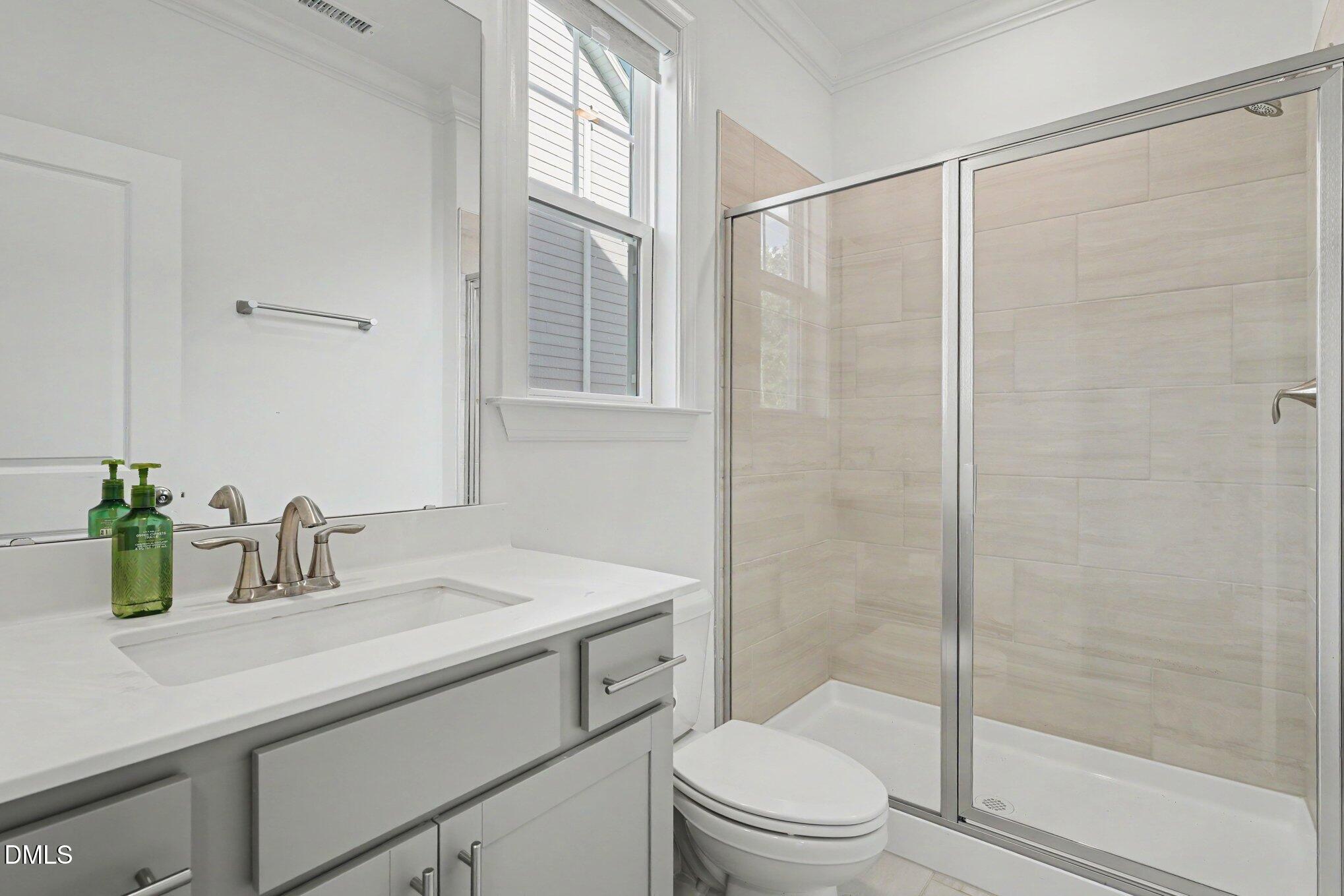 1548 Goldfinch Perch Lane Property Photo 23