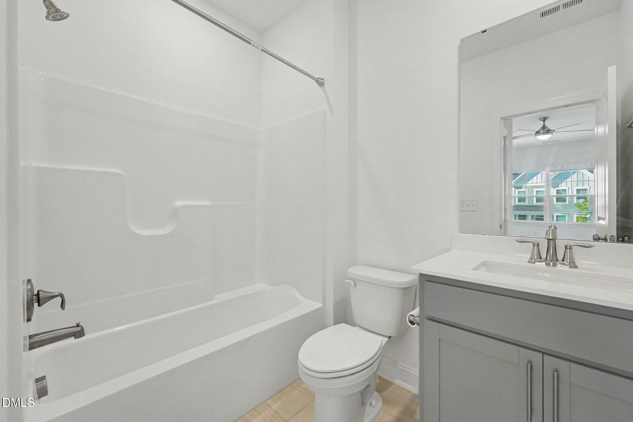 1548 Goldfinch Perch Lane Property Photo 24
