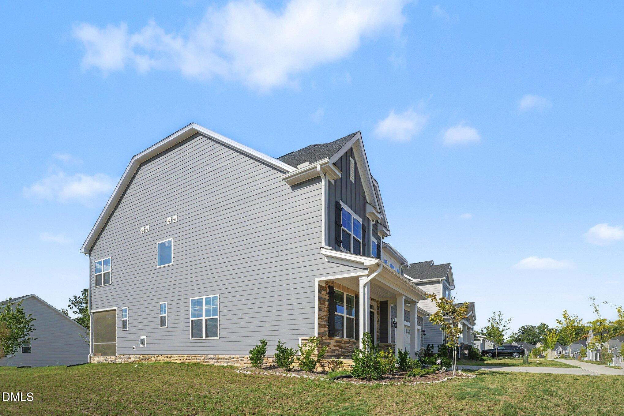 1548 Goldfinch Perch Lane Property Photo 29