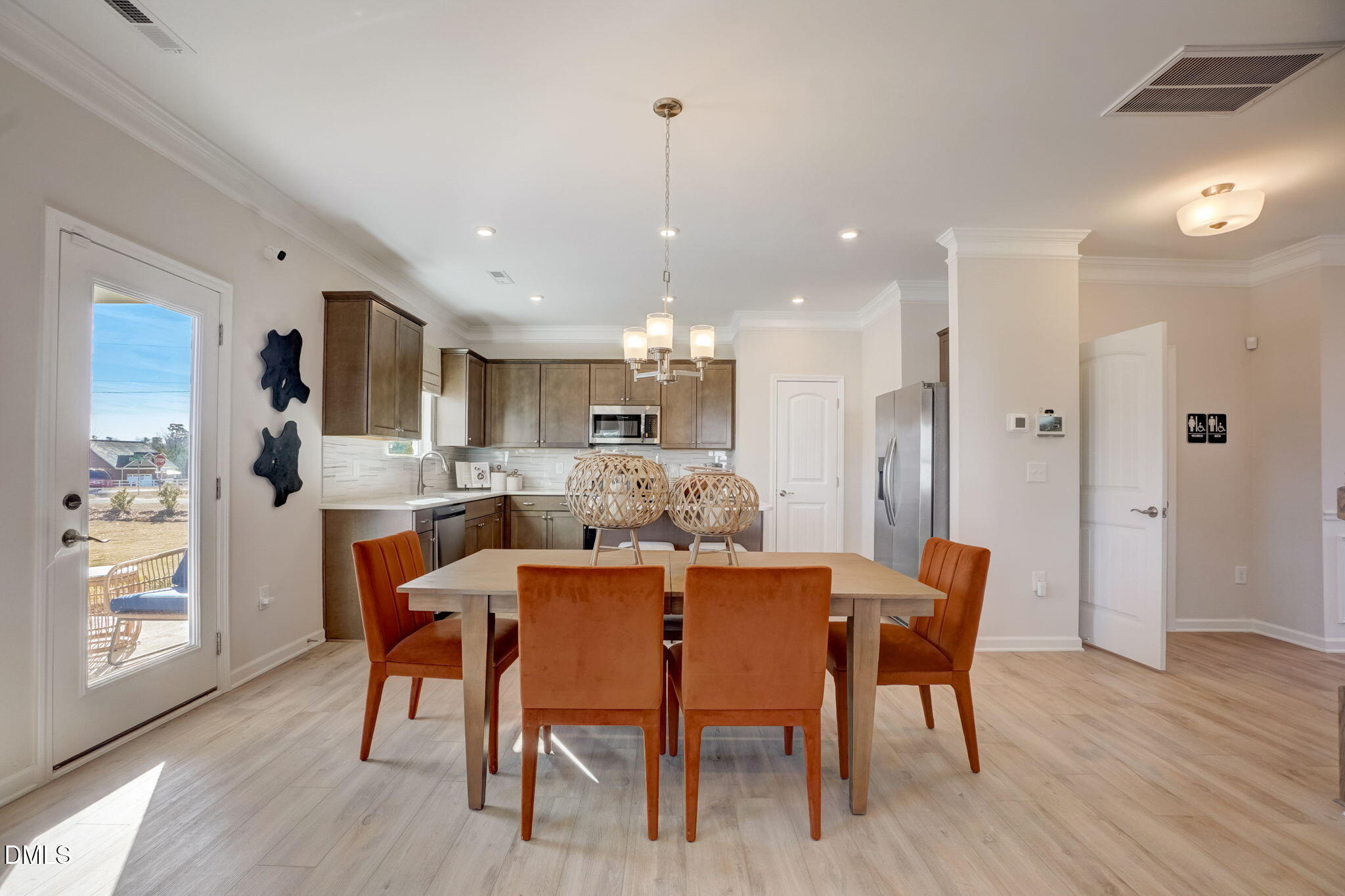 136 Democracy Drive Property Photo 8