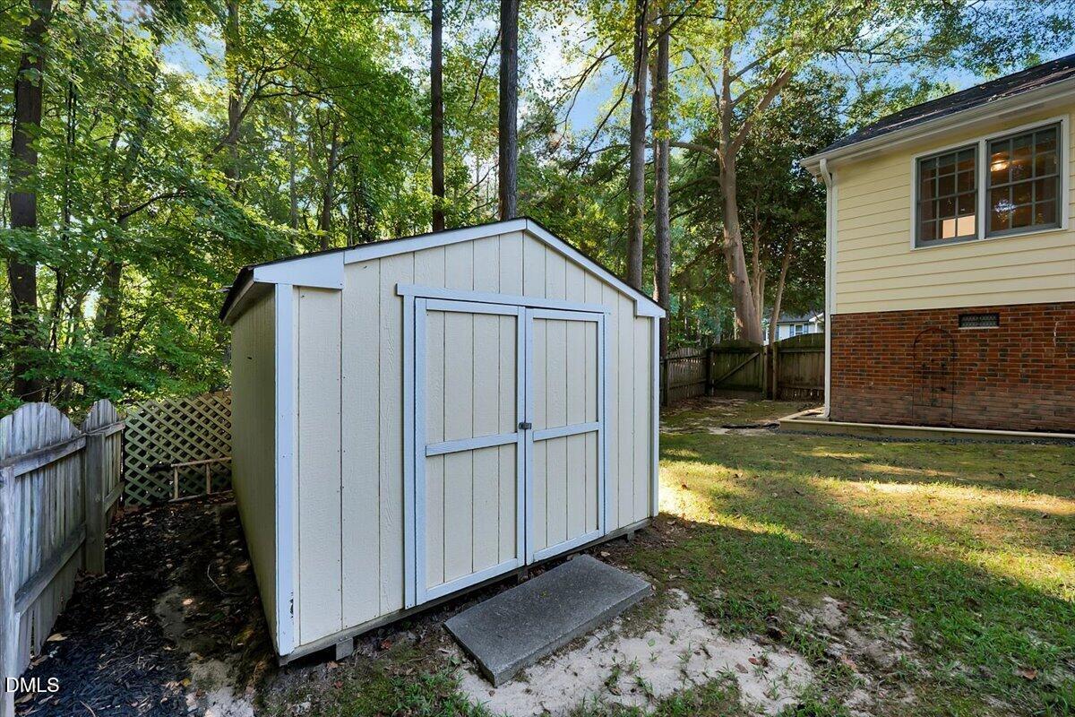 4221 Traders Dock Court Property Photo 28