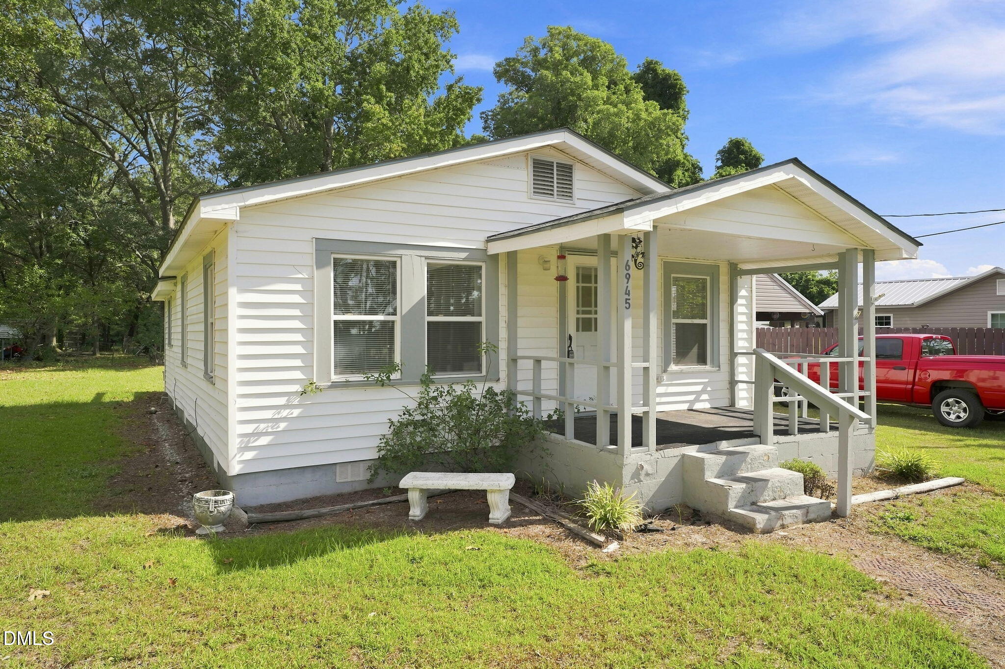 6945 Reedy Branch Road Property Photo 1