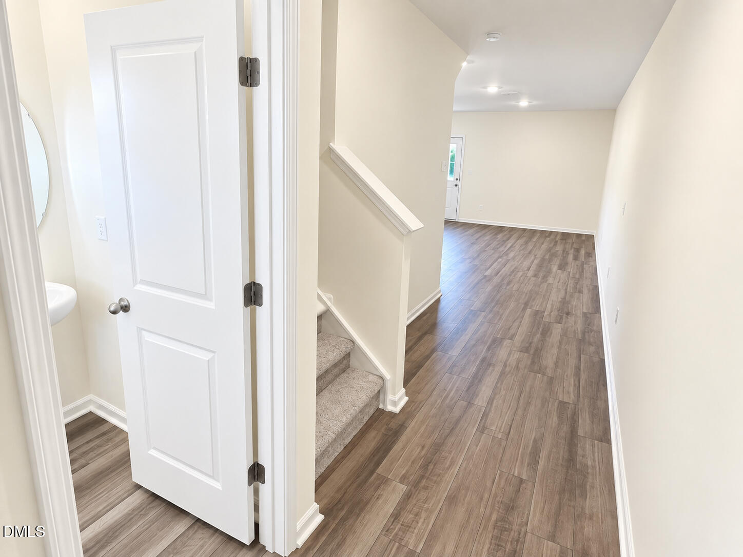 417 Dandelion Court Property Photo 8