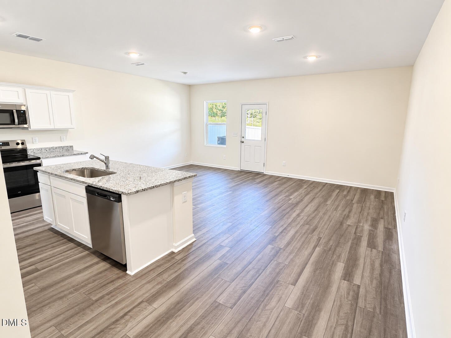 417 Dandelion Court Property Photo 21