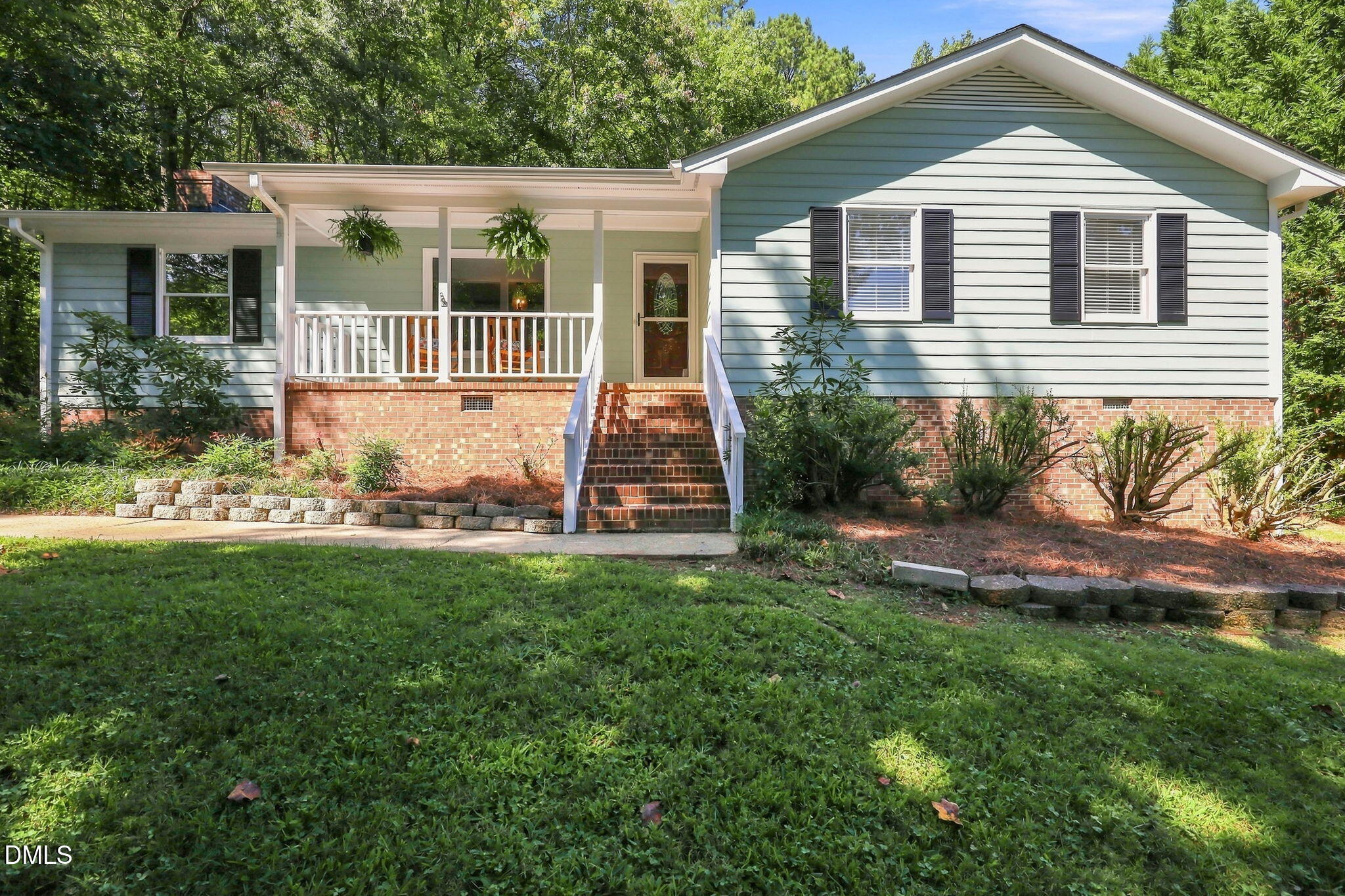7825 Country Knoll Road Property Photo 1