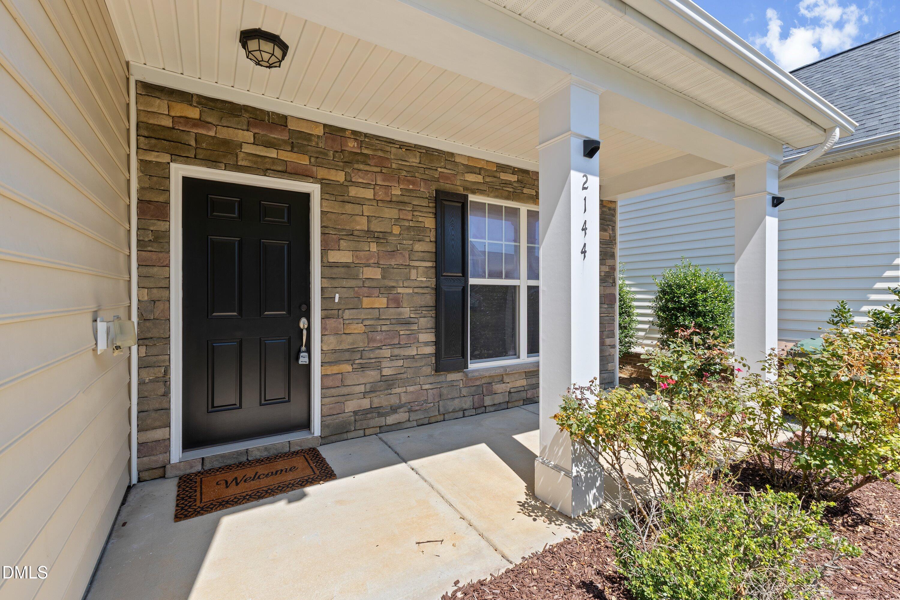2144 Royal Berry Court Property Photo 5