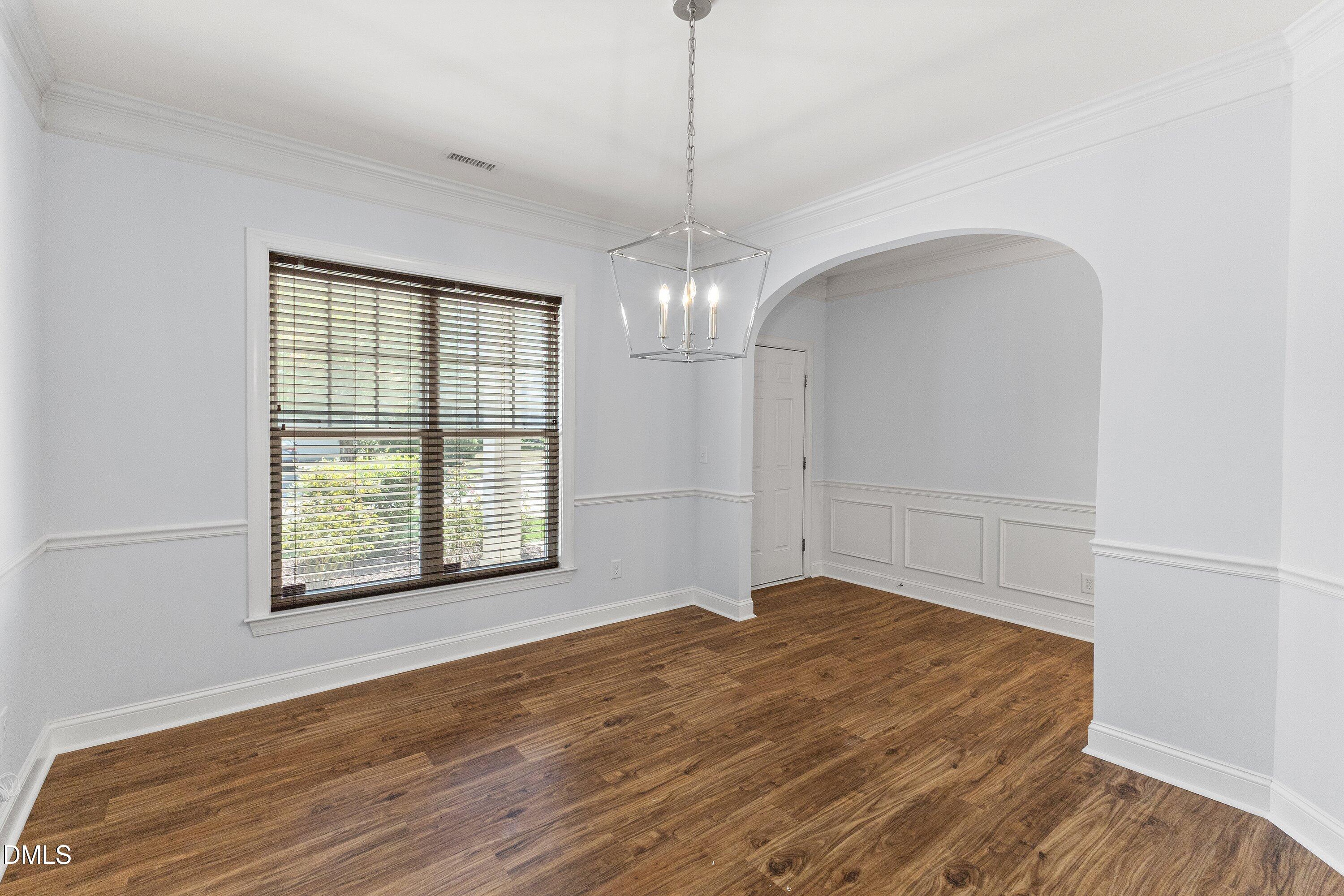 2144 Royal Berry Court Property Photo 9