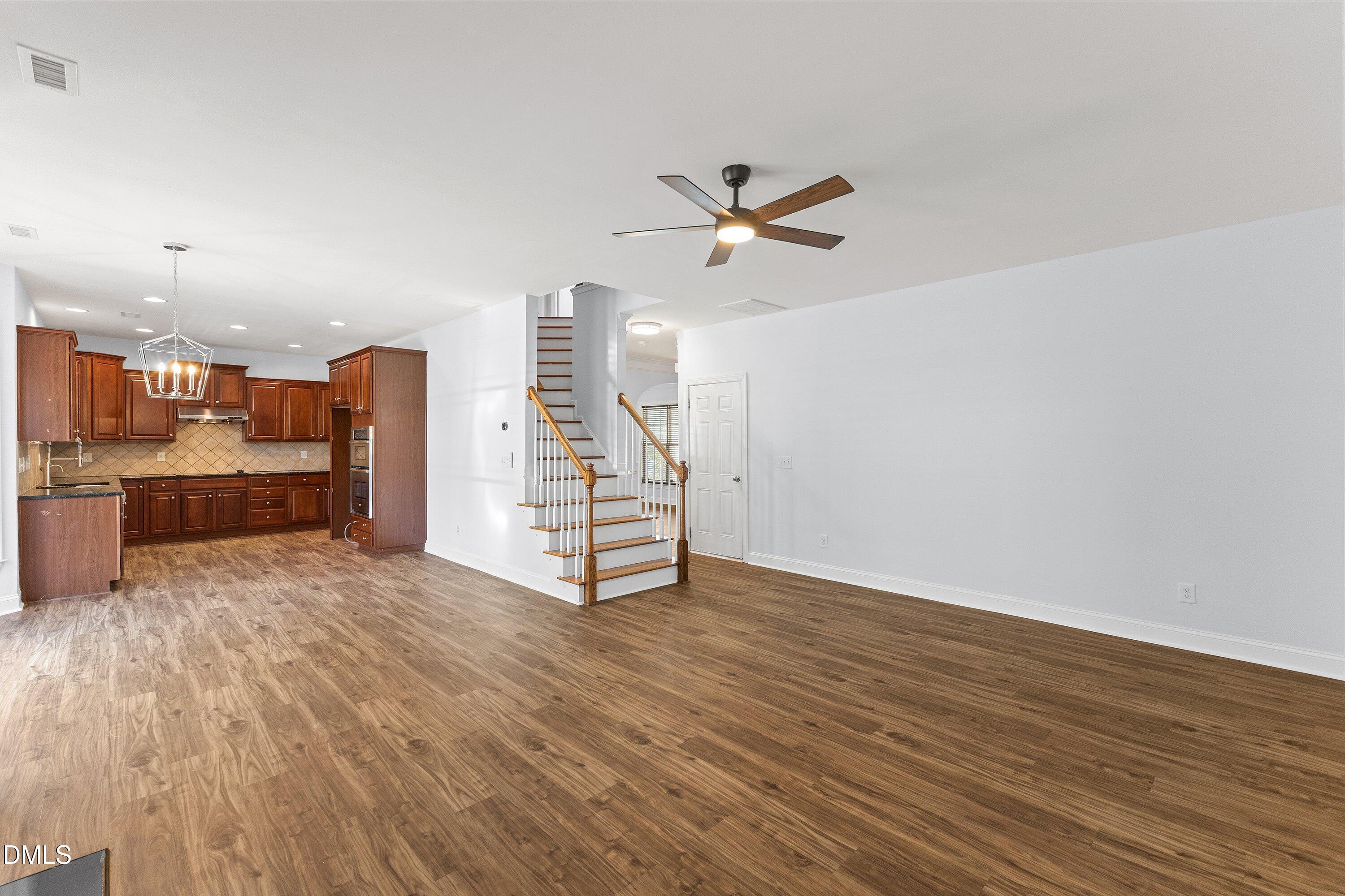 2144 Royal Berry Court Property Photo 13