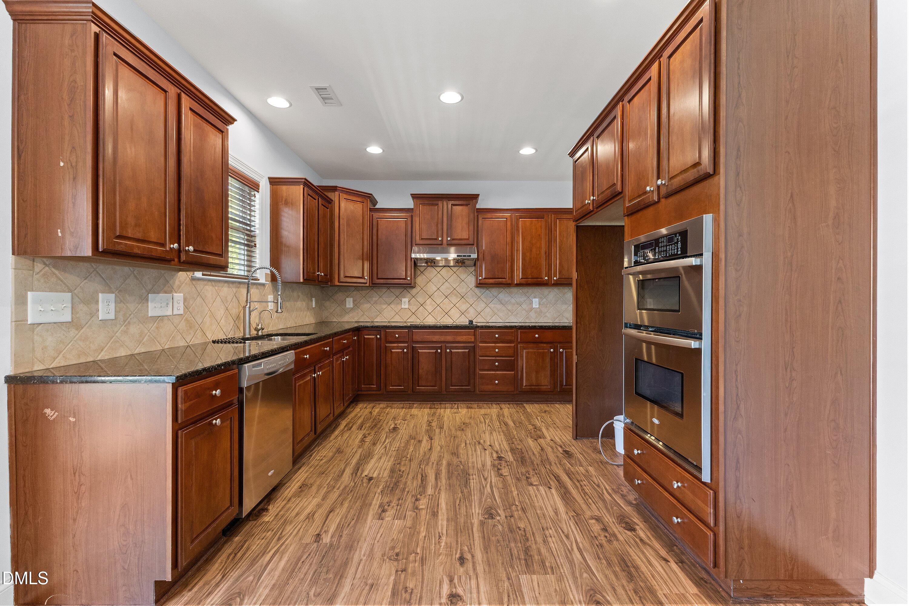 2144 Royal Berry Court Property Photo 19