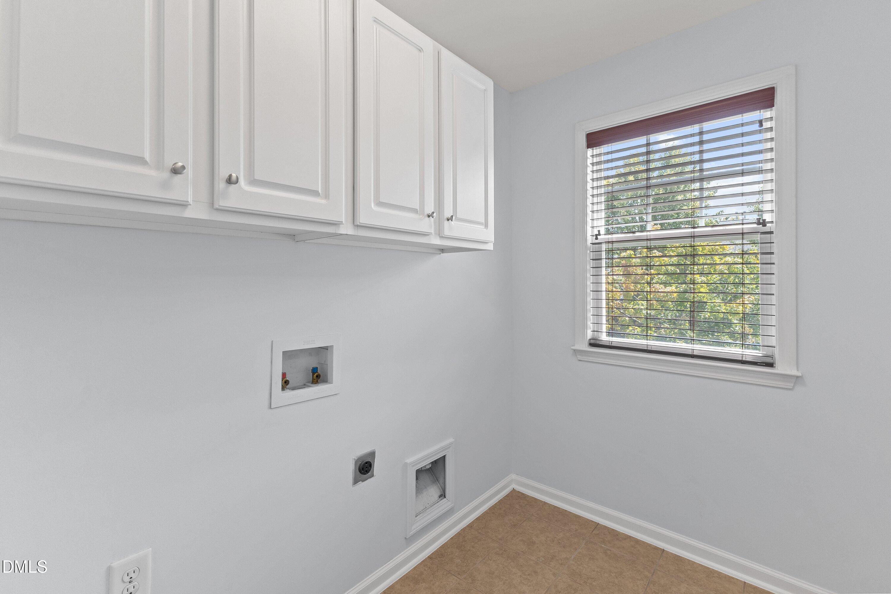 2144 Royal Berry Court Property Photo 41