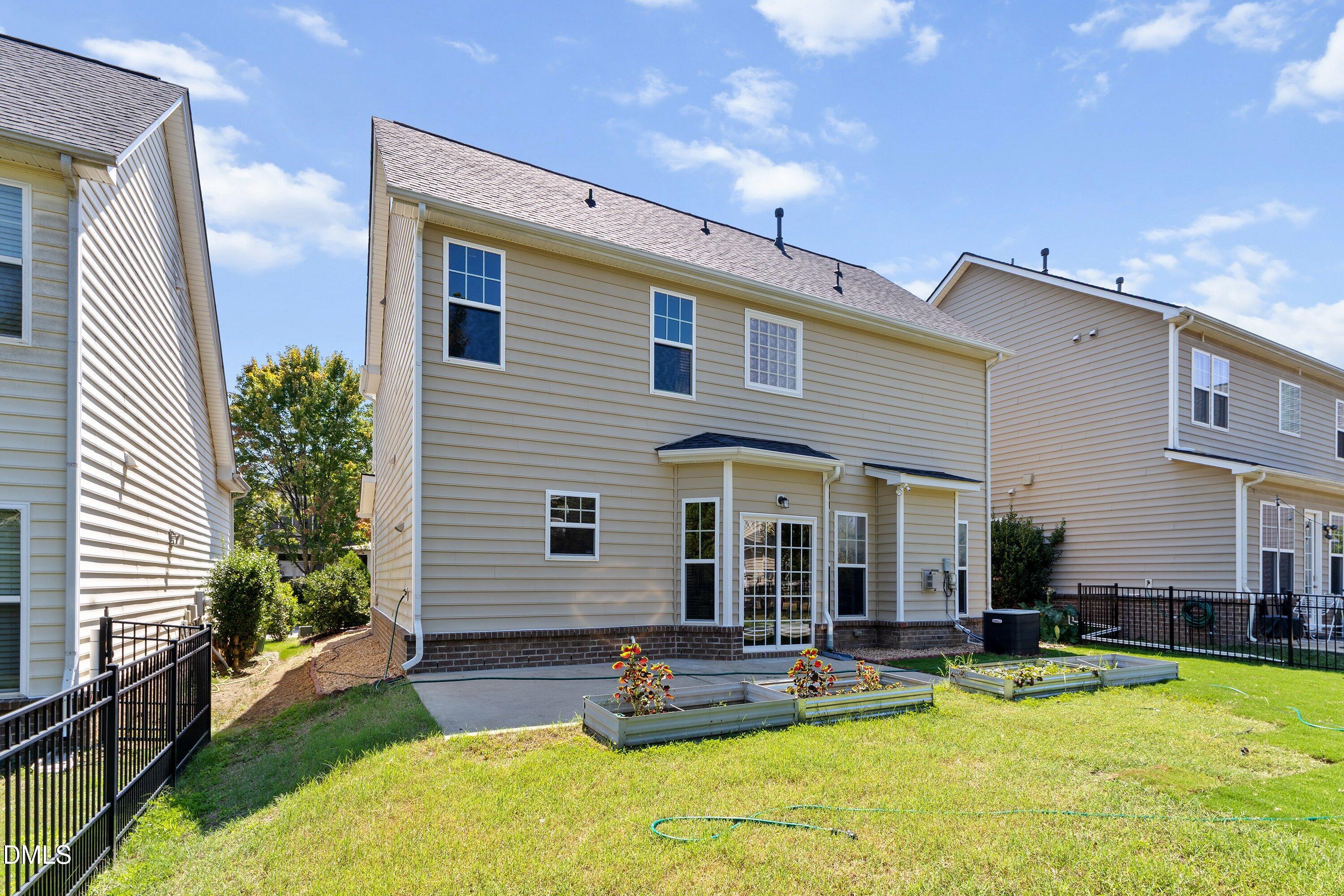 2144 Royal Berry Court Property Photo 53