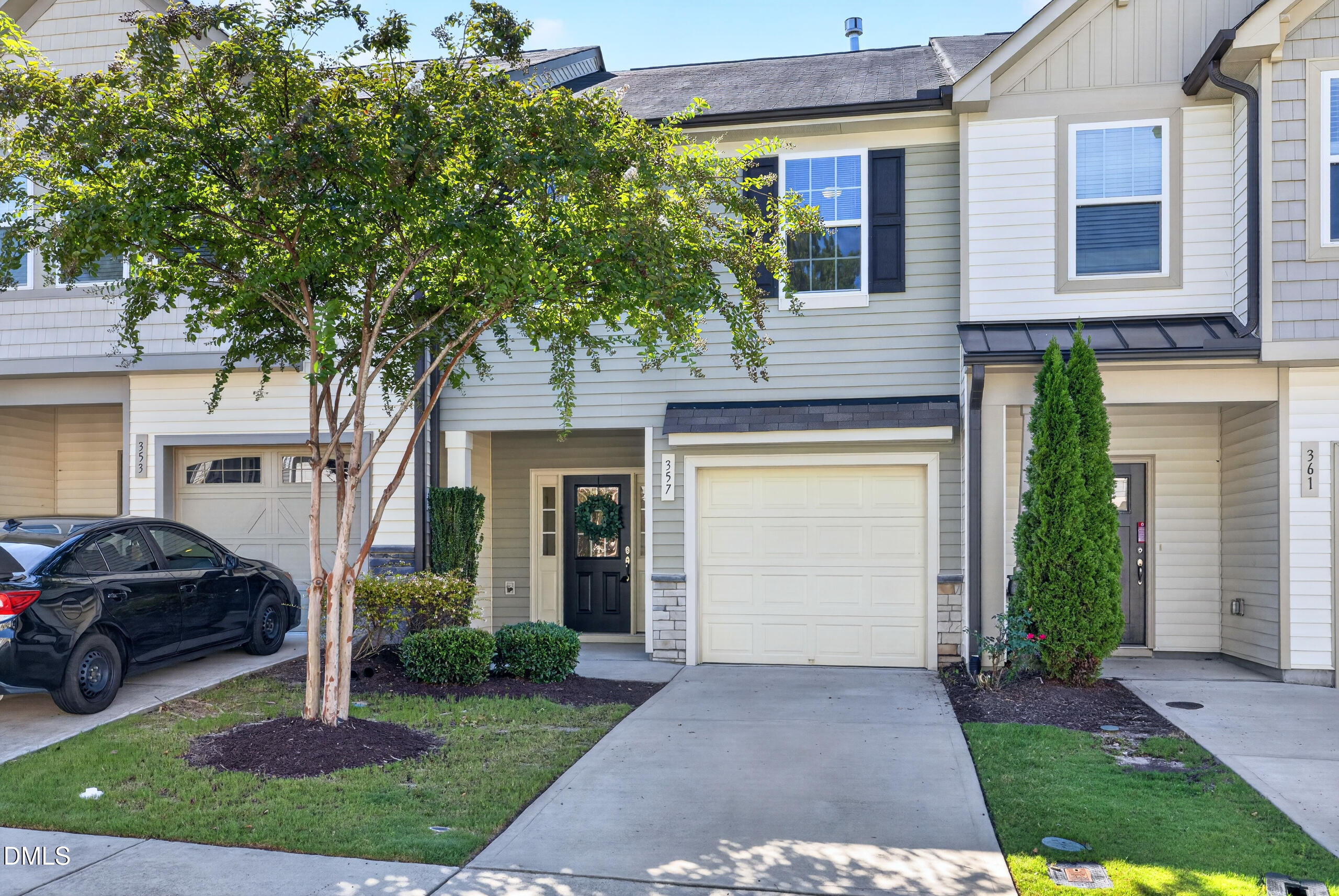357 E Porthaven Way E Property Photo 1