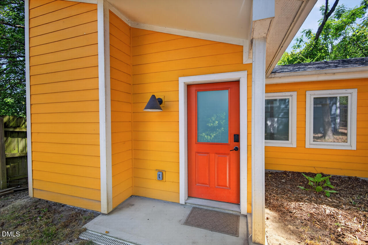 408 Gray Avenue Property Photo 2
