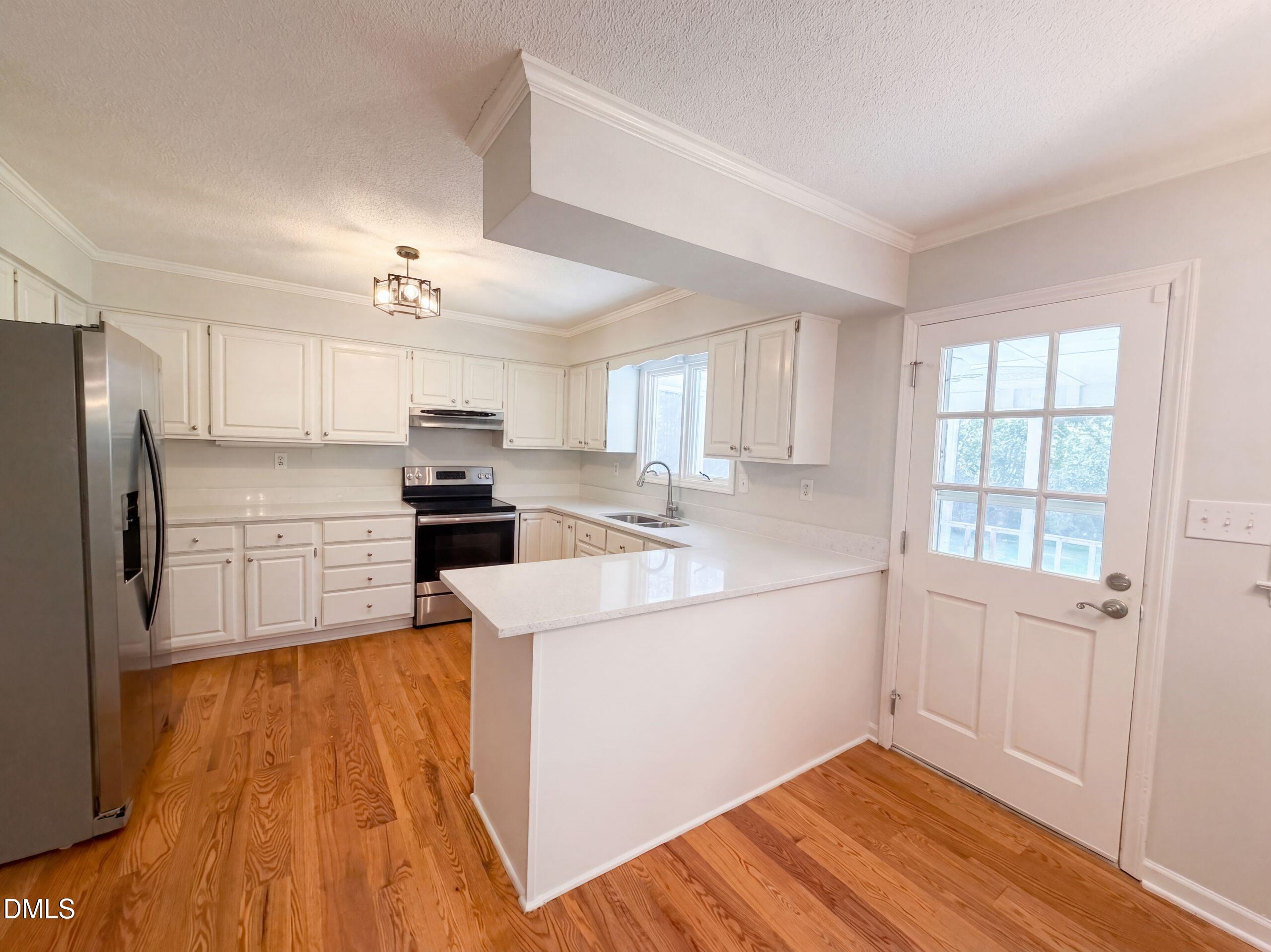6909 Branton Drive Property Photo 2