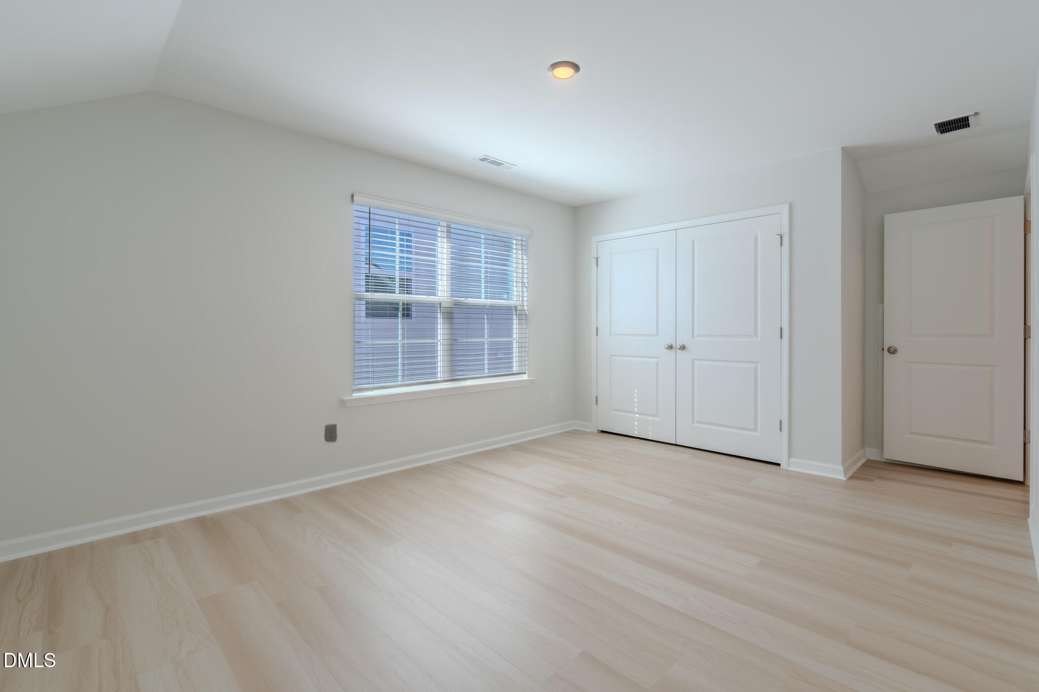 131 White Oak Garden Way Property Photo 20