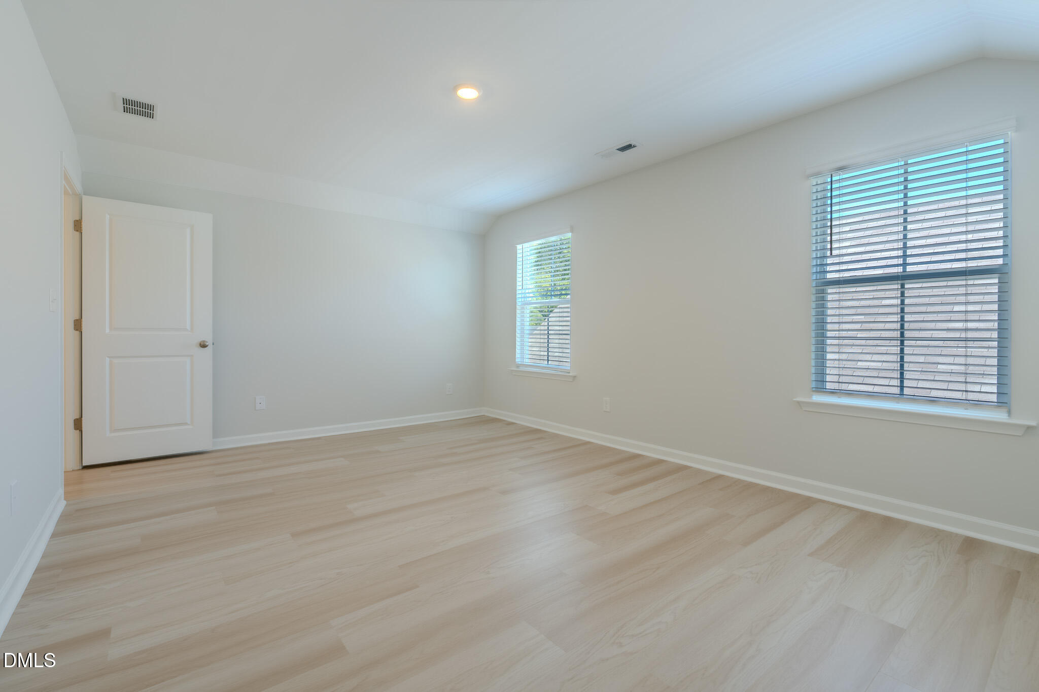 131 White Oak Garden Way Property Photo 23