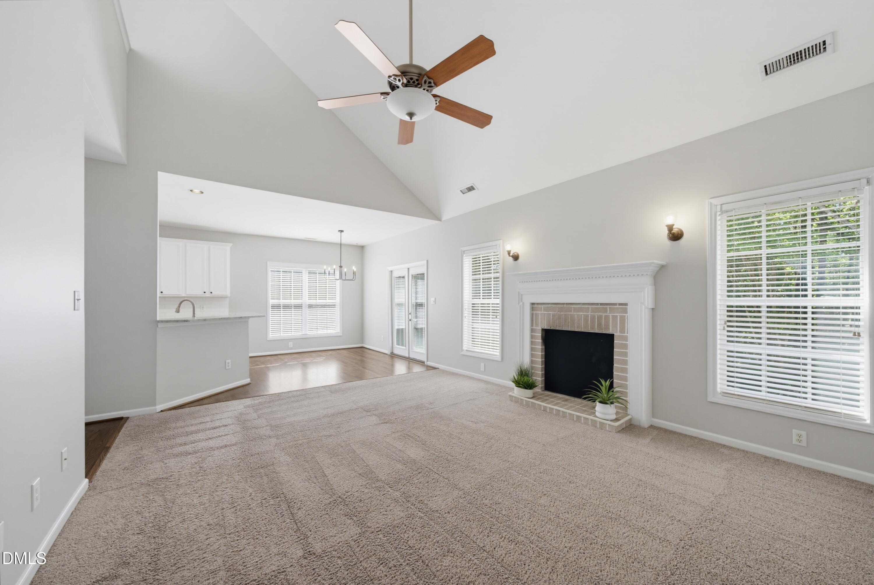 2420 Silver Lake Trail Property Photo 4
