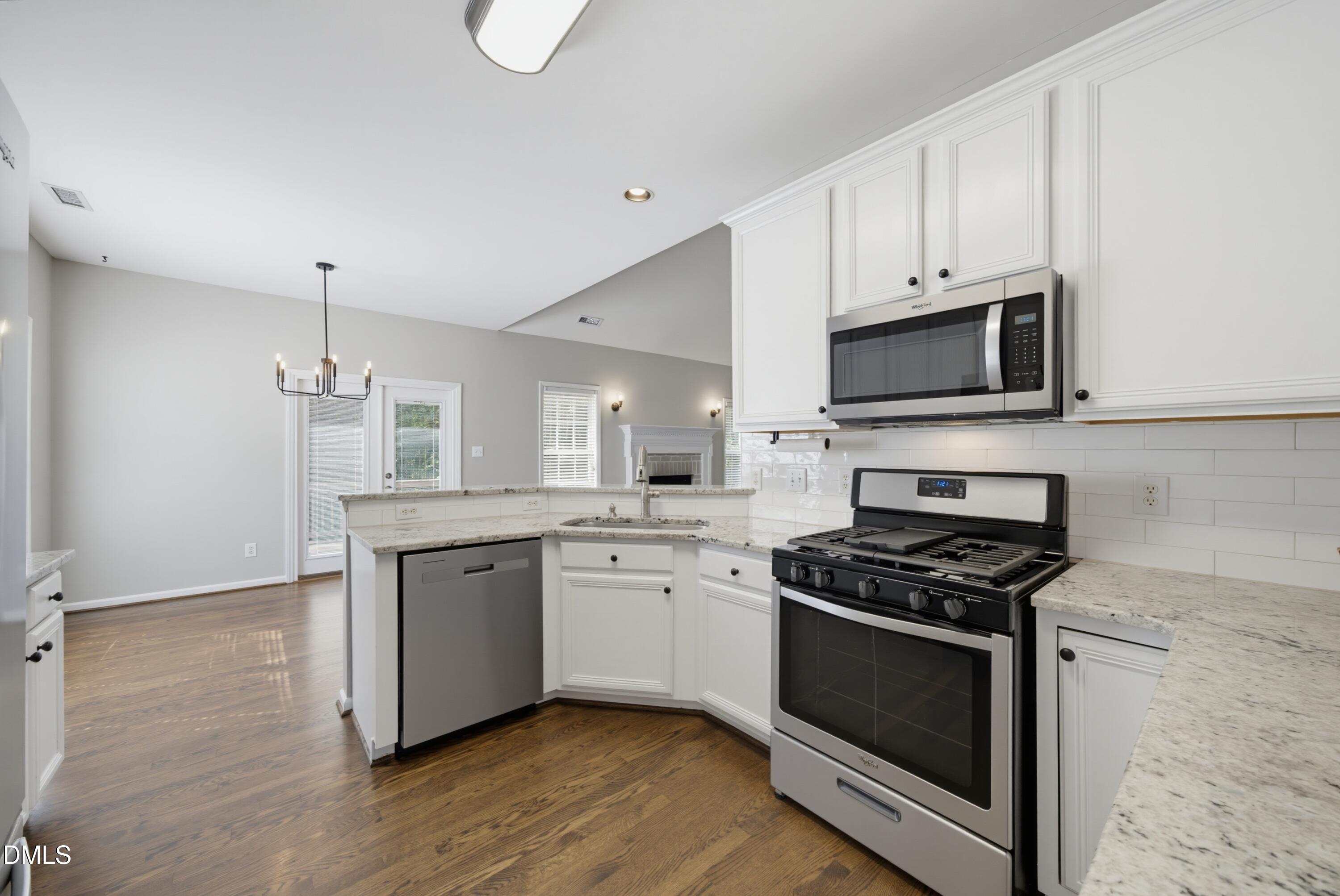 2420 Silver Lake Trail Property Photo 7