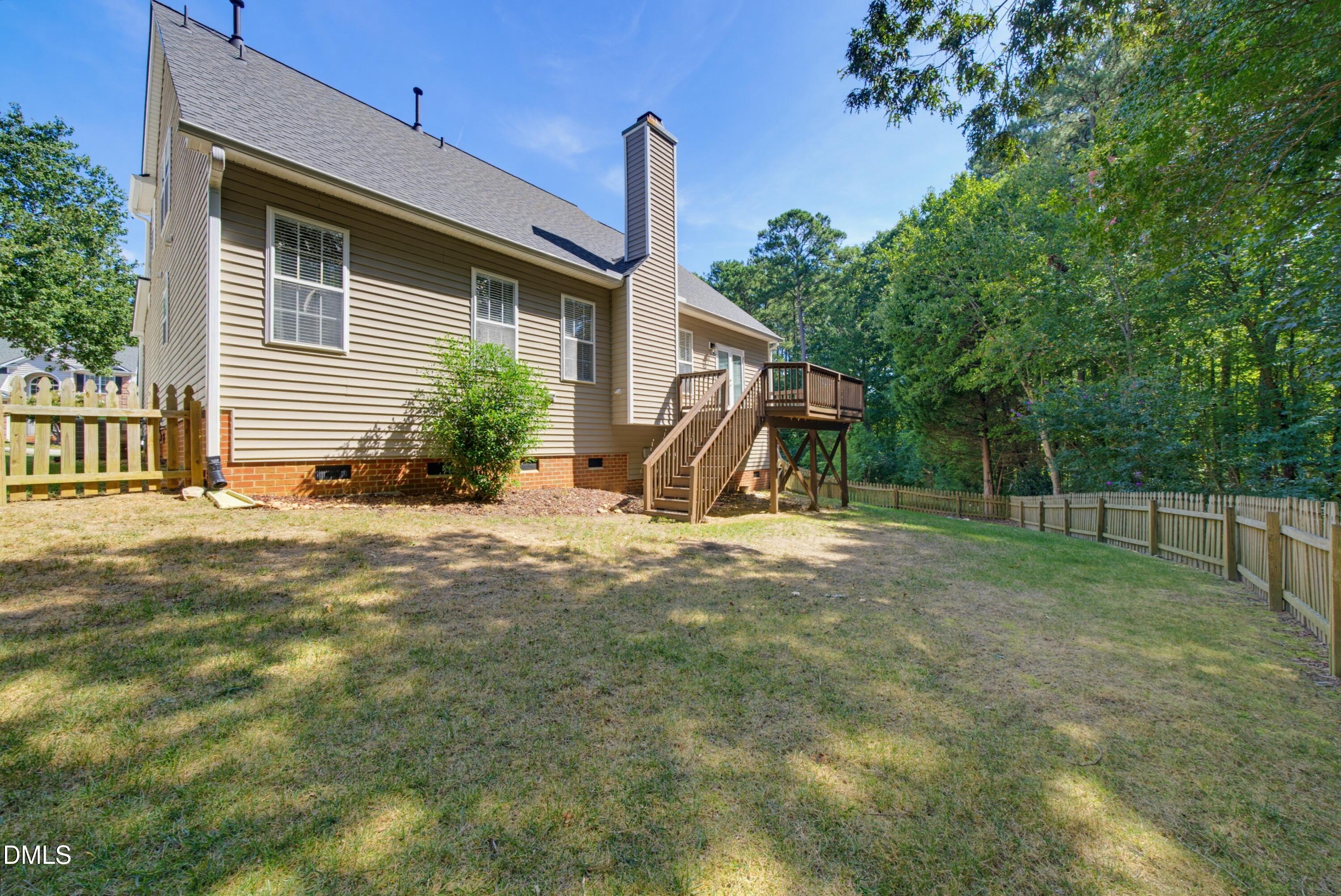 2420 Silver Lake Trail Property Photo 11