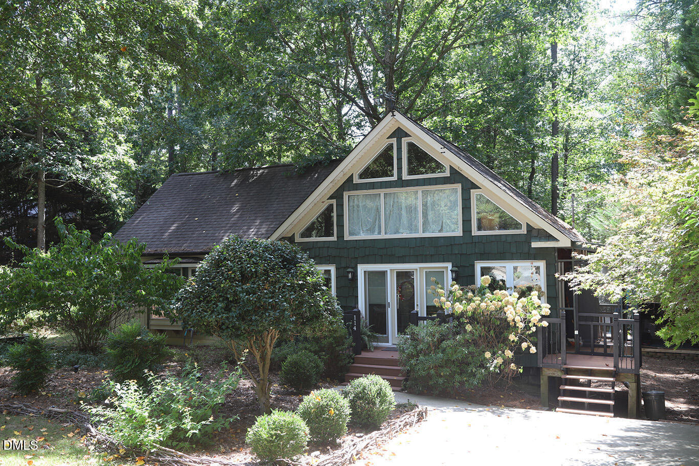 114 Wanna Drive Property Photo 1