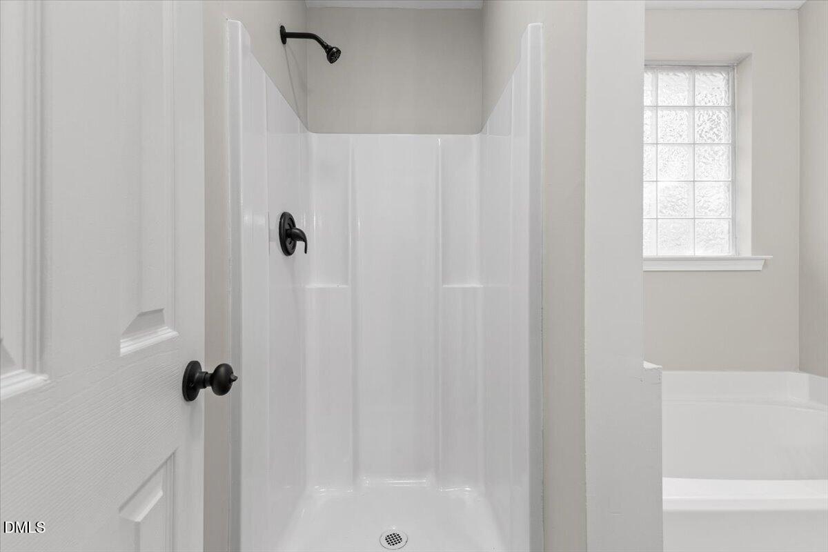 628 Hanska Way Property Photo 30