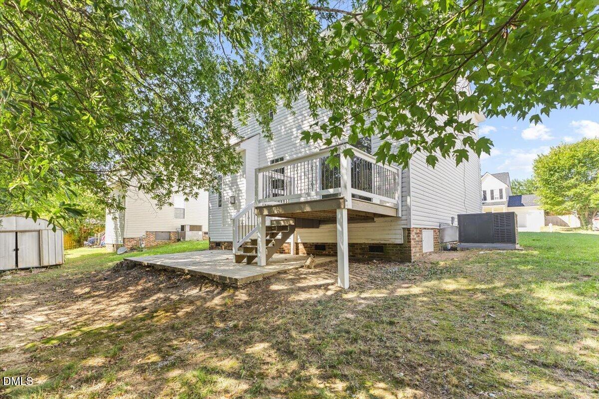 628 Hanska Way Property Photo 34